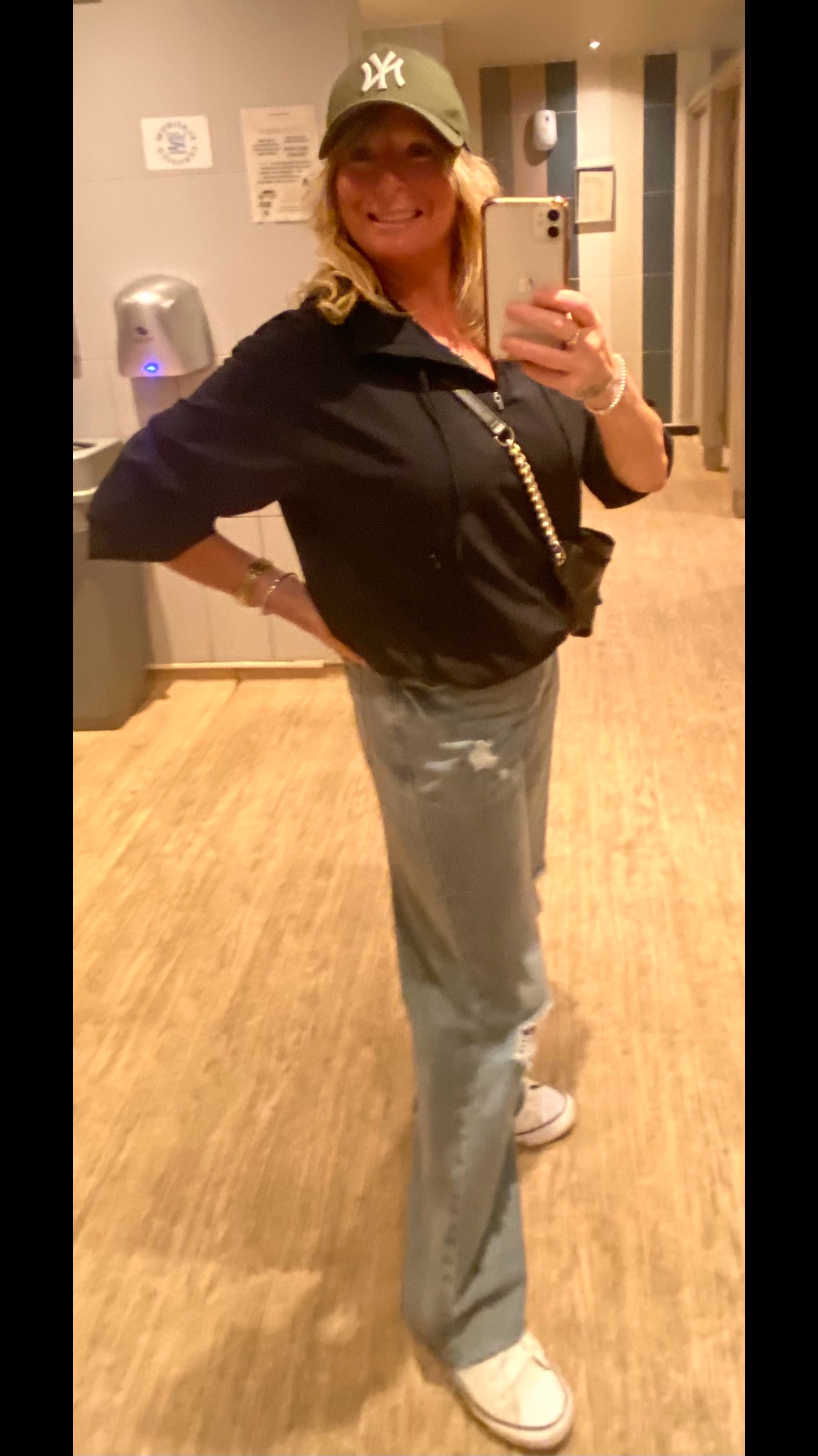 @debijayne03