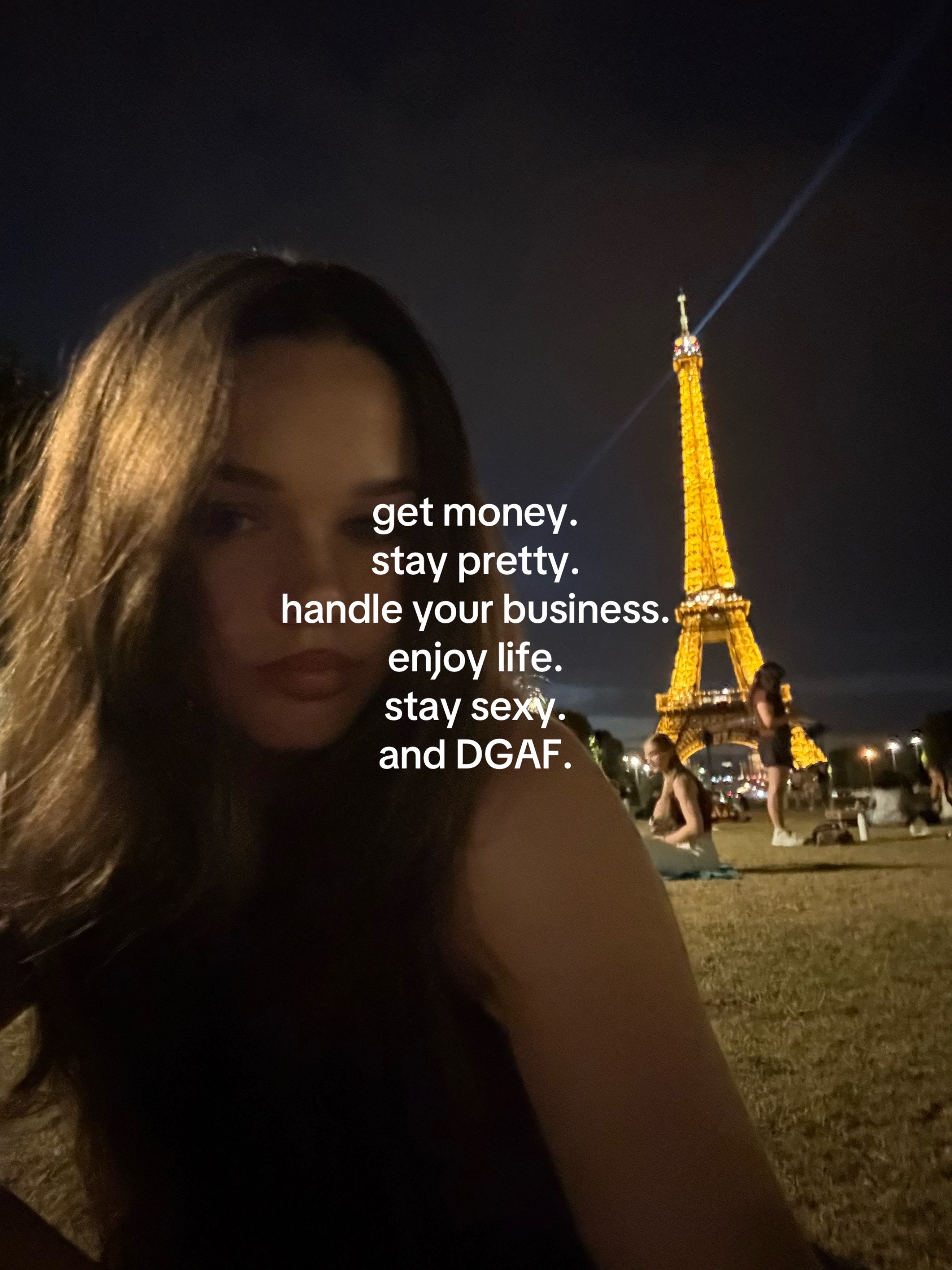 @pais