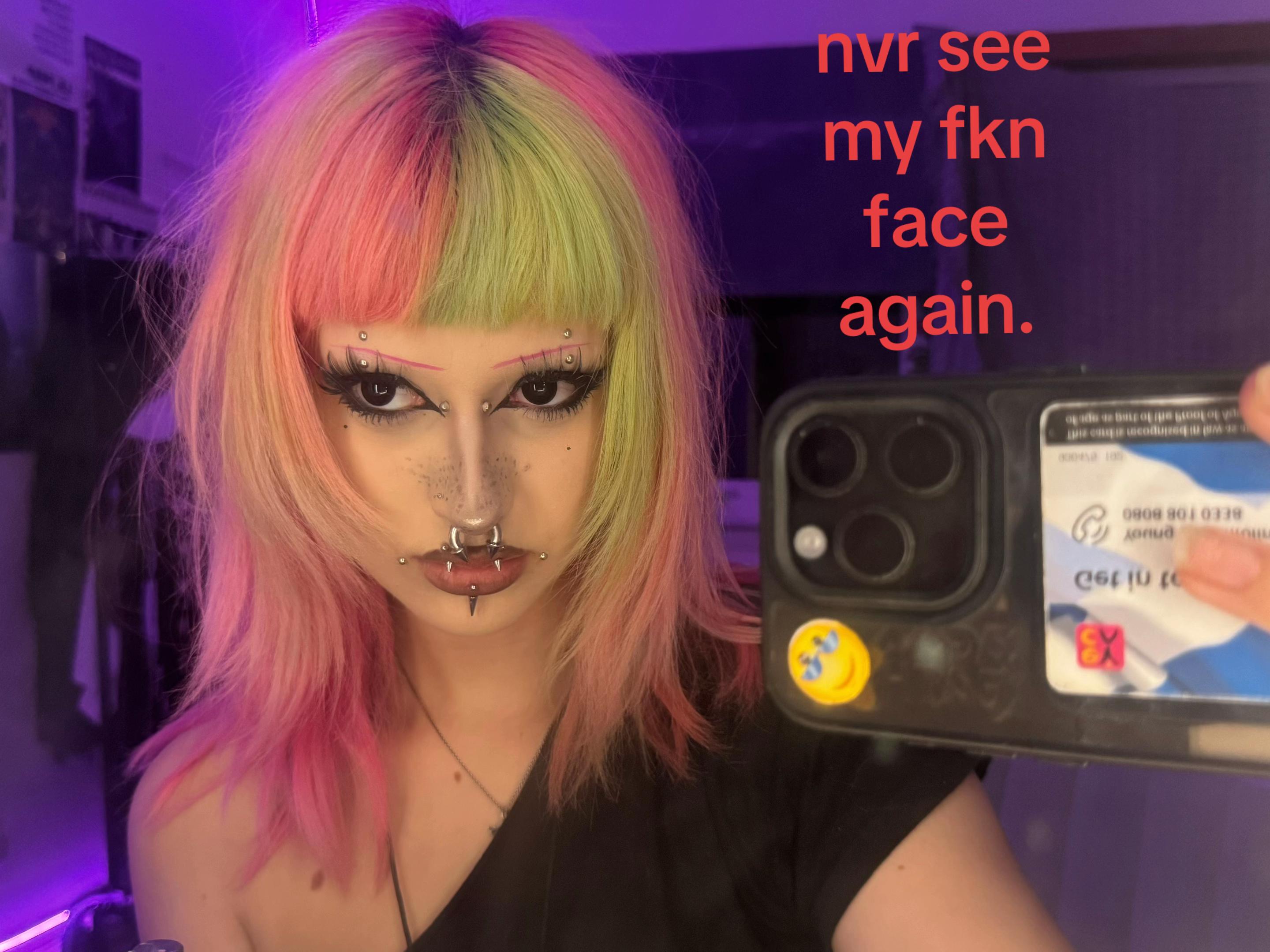 @☣︎