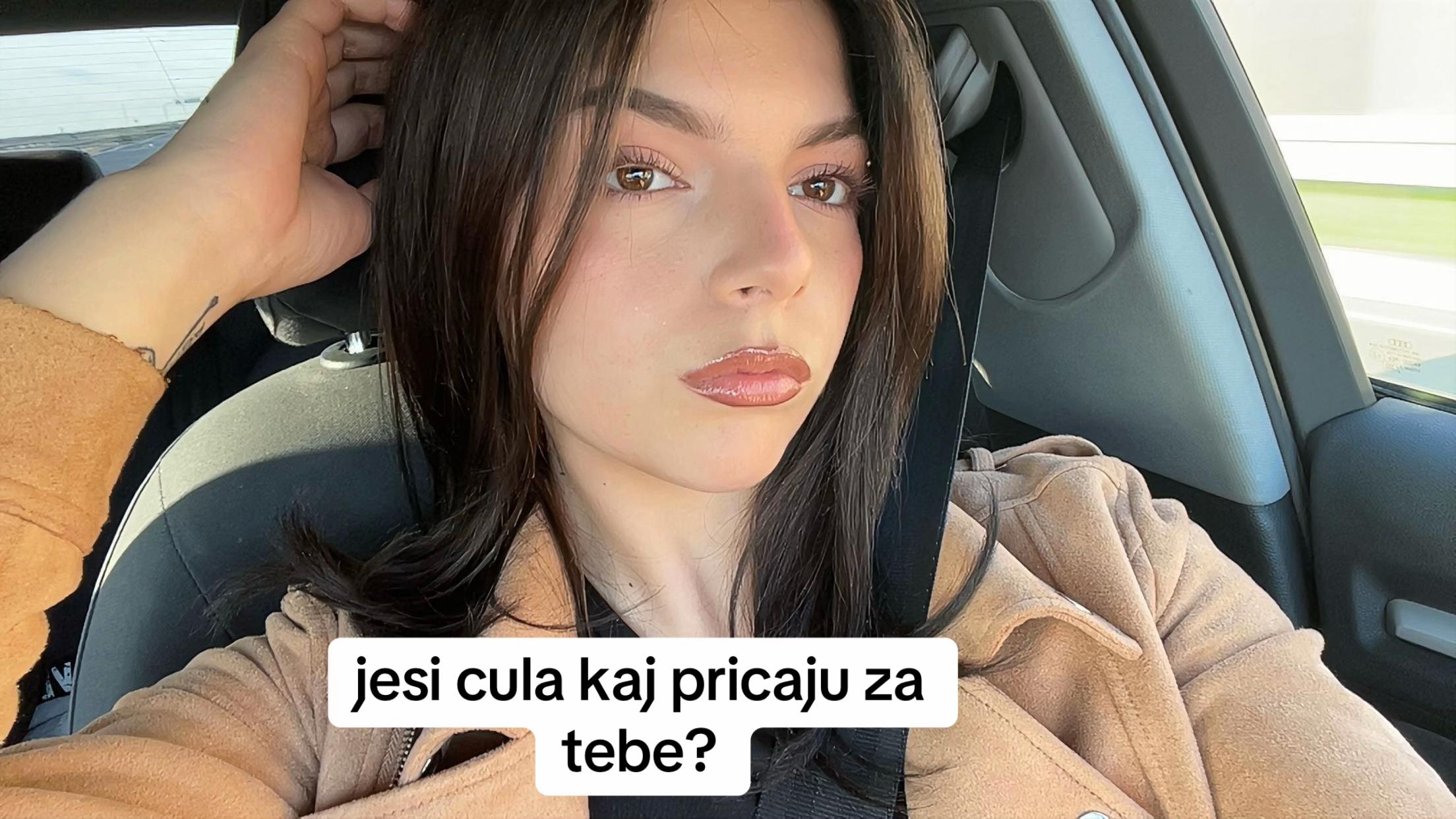 @Lu