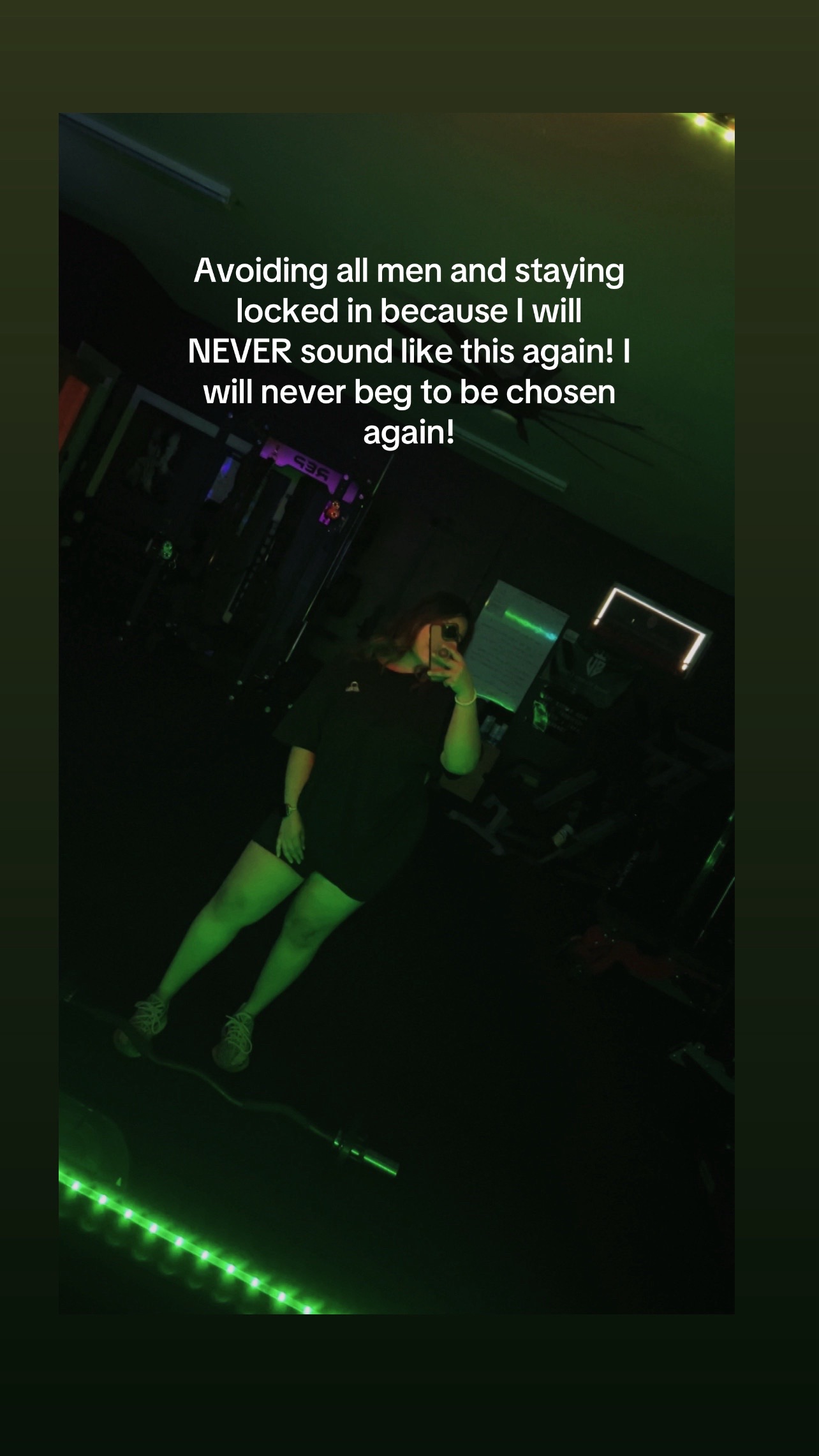 @Vee🖤