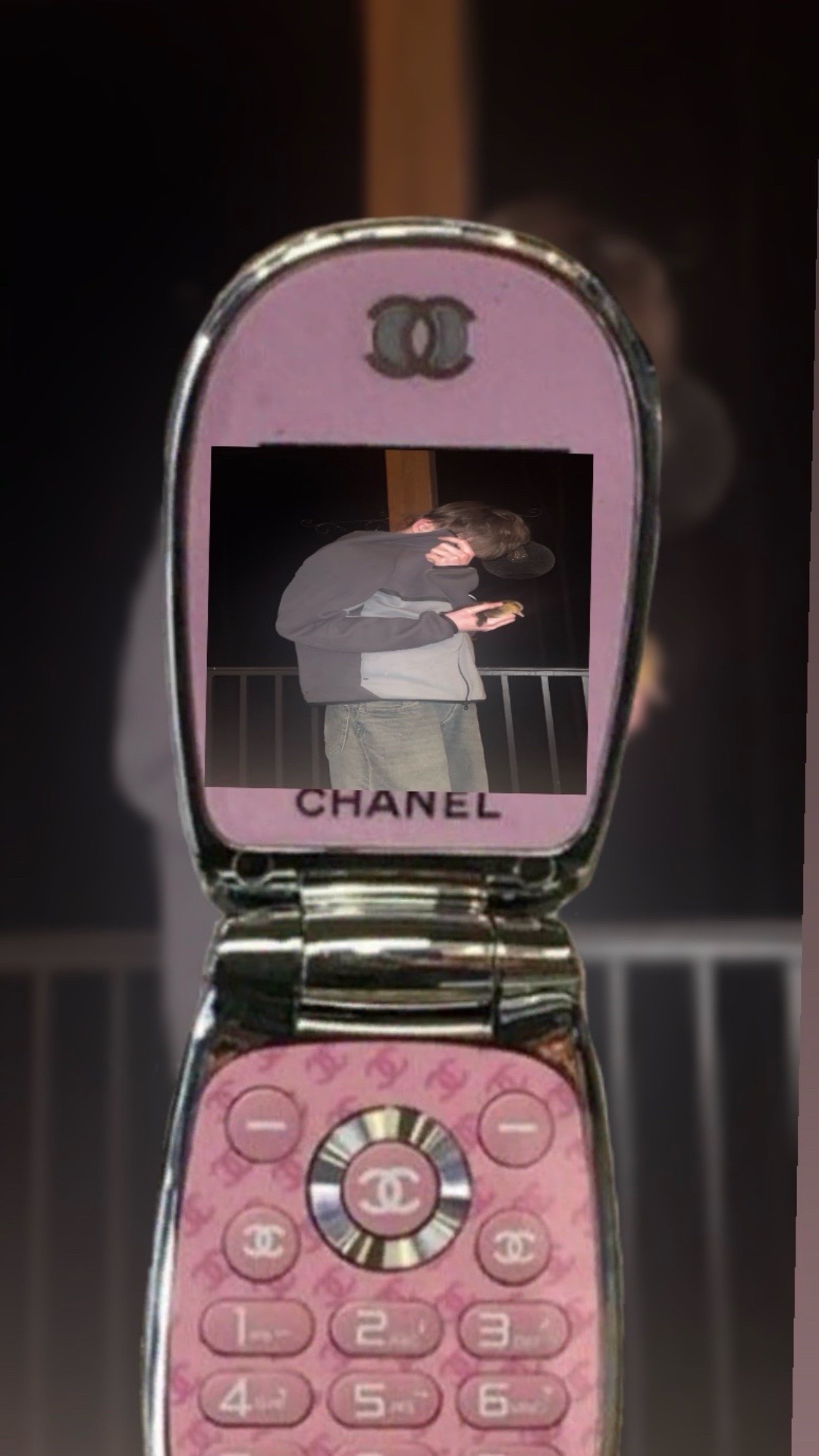 @charlies_v4mp