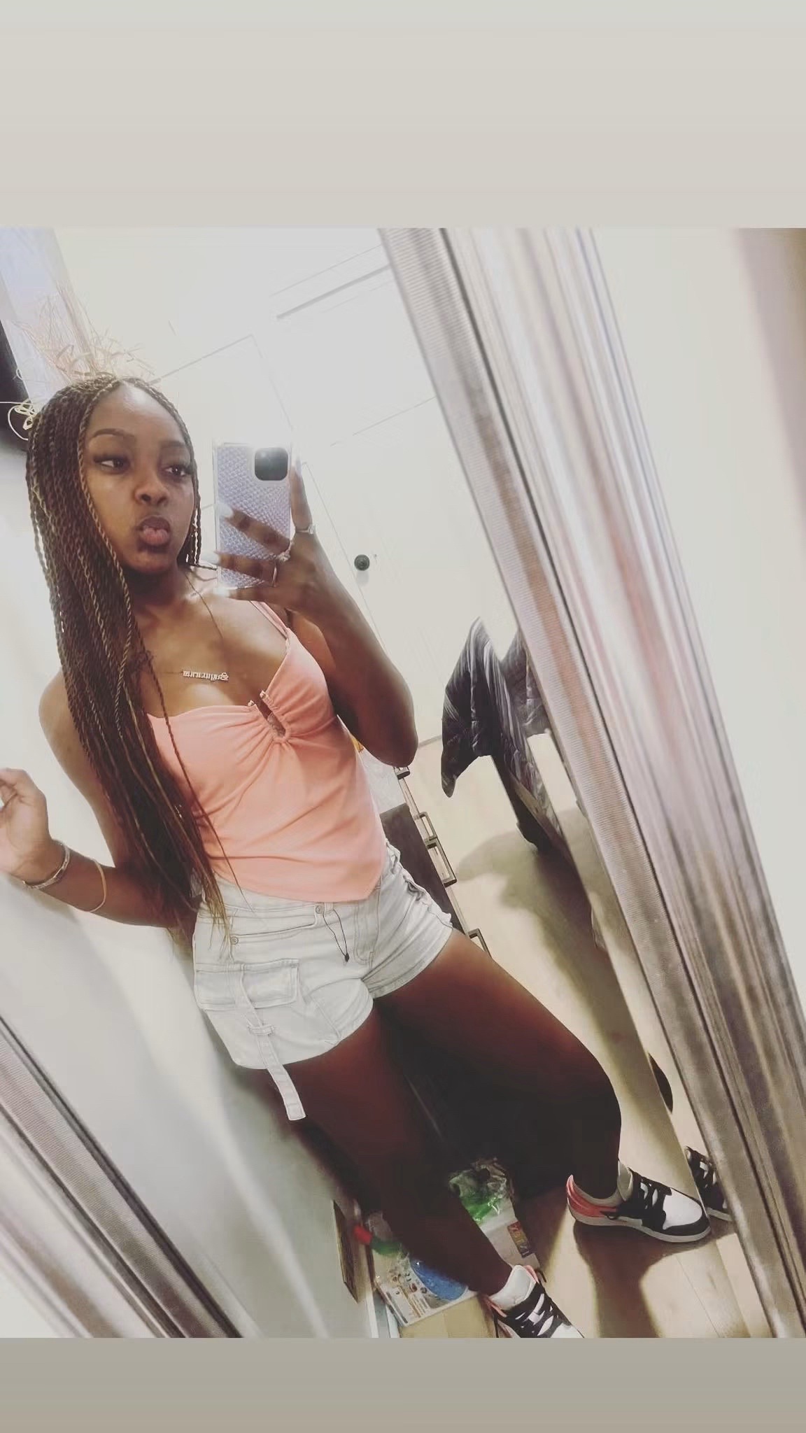 @ShawnteAmourr