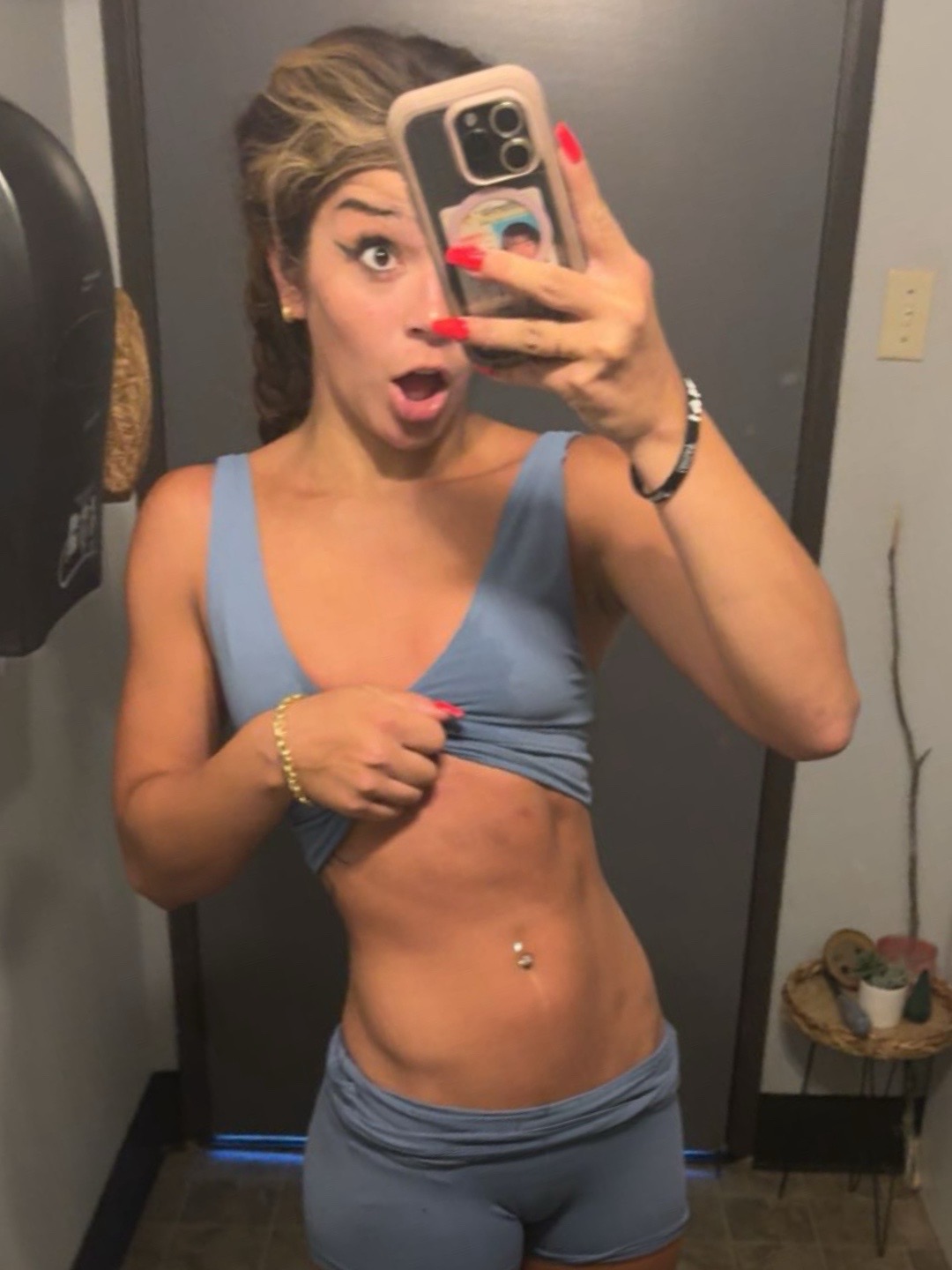@JENAE 🎀