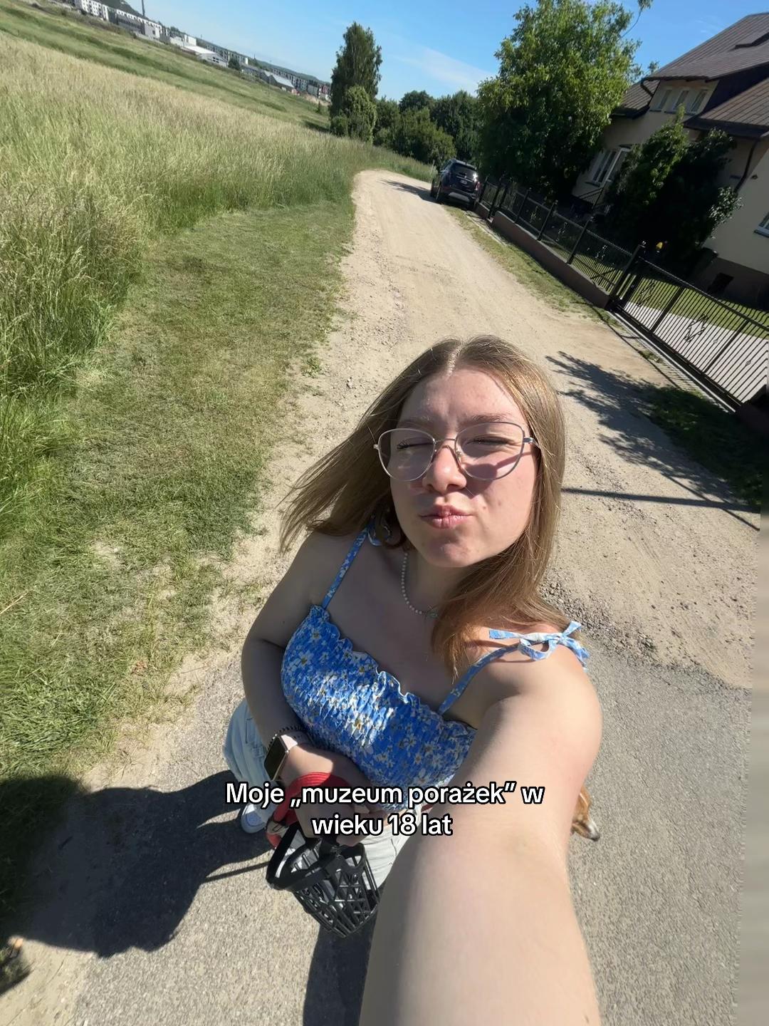 @Sisters_for.ever