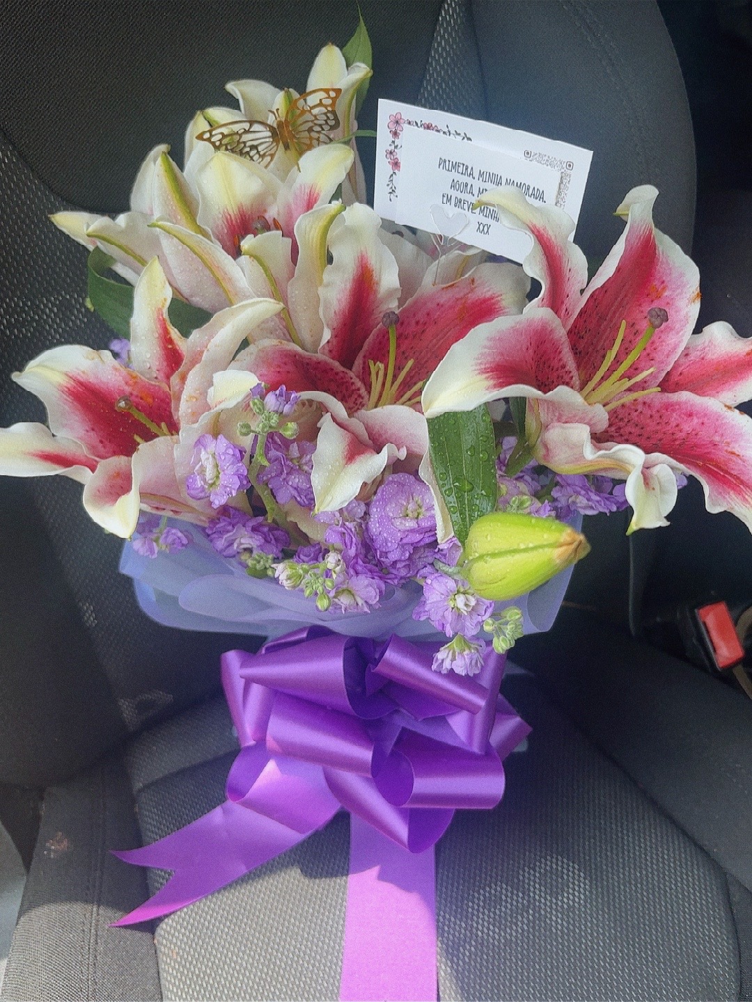@floriebouquets