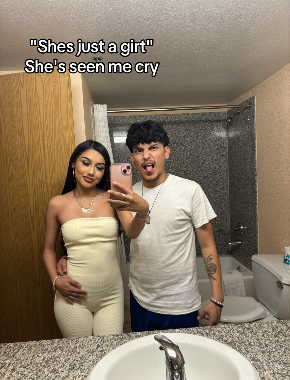 @POLLITO 🐣