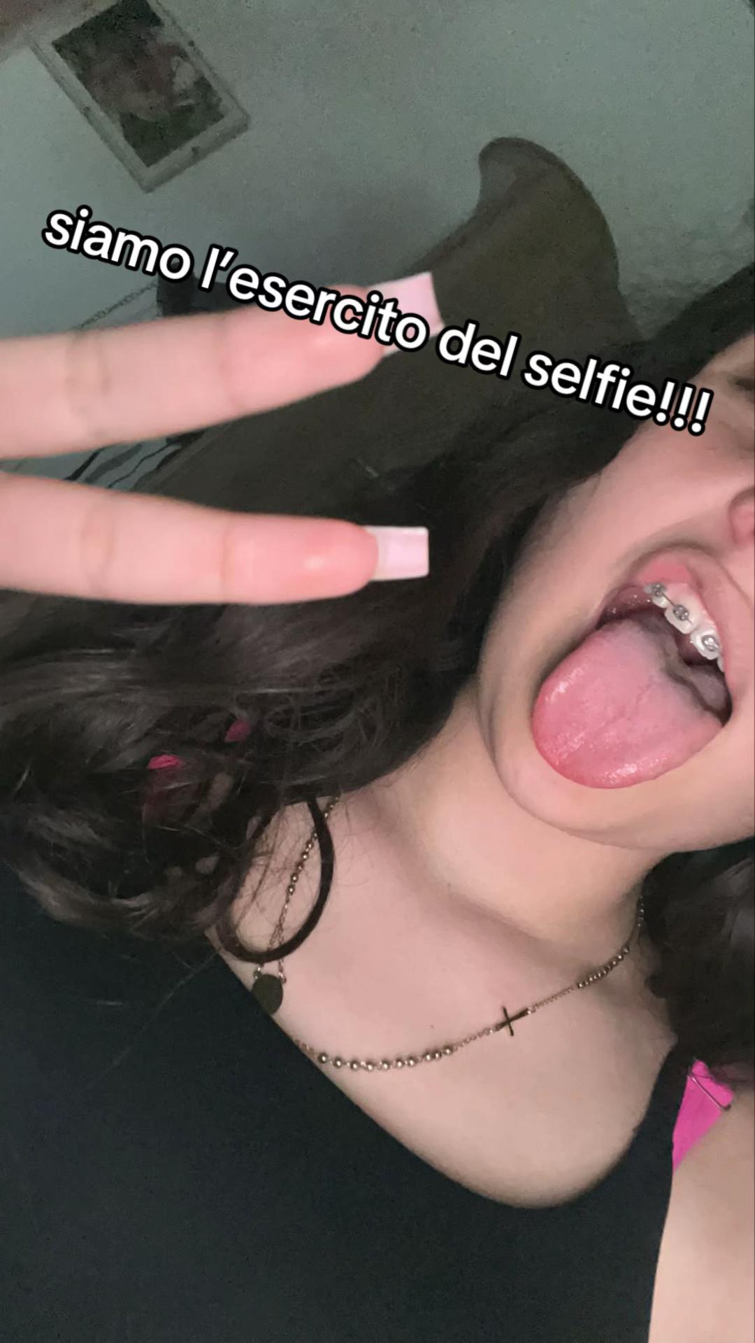 @laruxx_spam