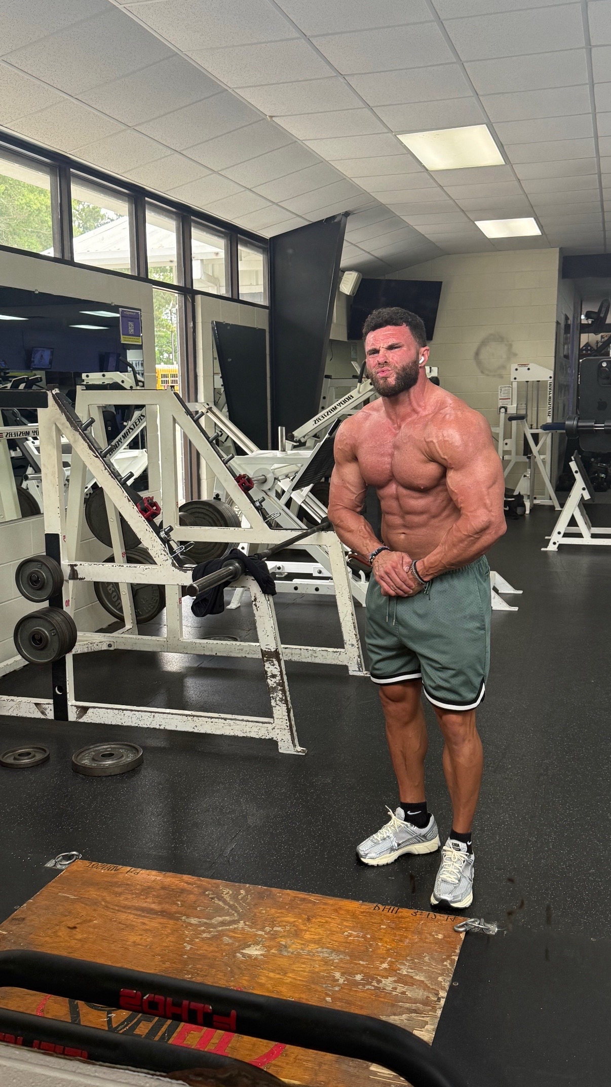 @SAVAGEFIT