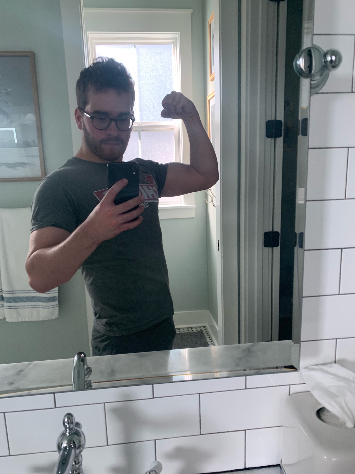 @I luv muscle mommies