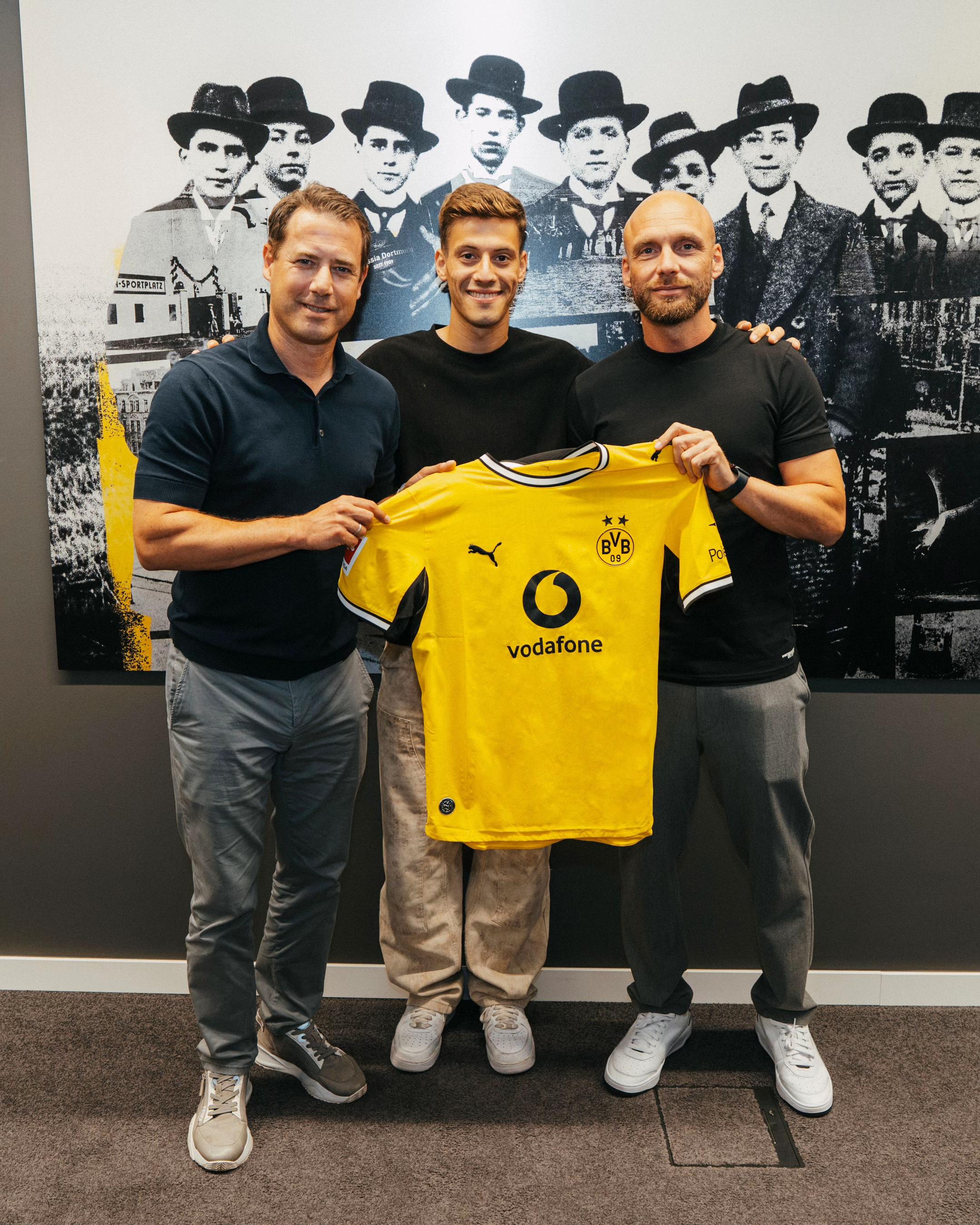 @Borussia Dortmund