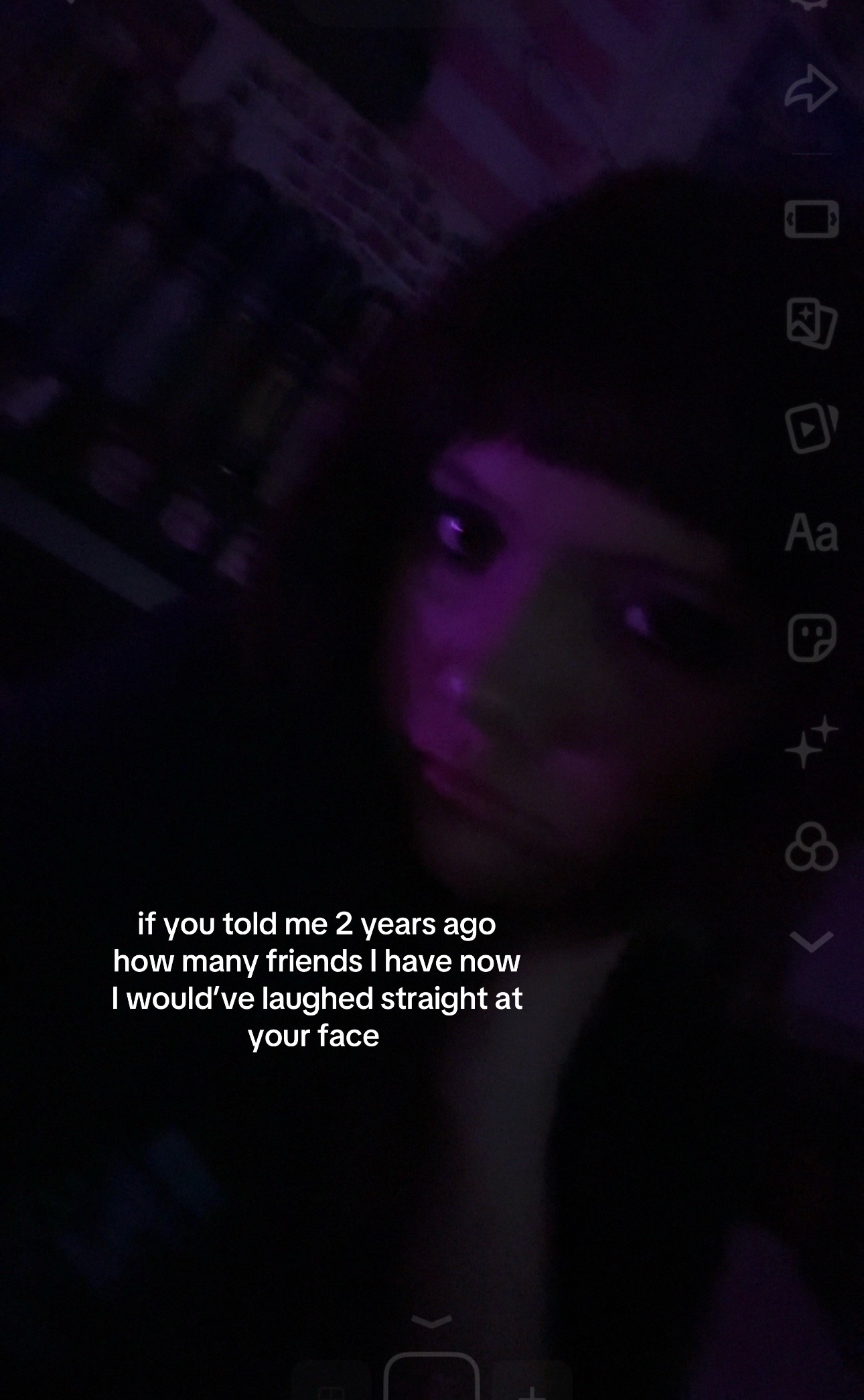 @𝓈𝒶𝓂 ☮︎︎