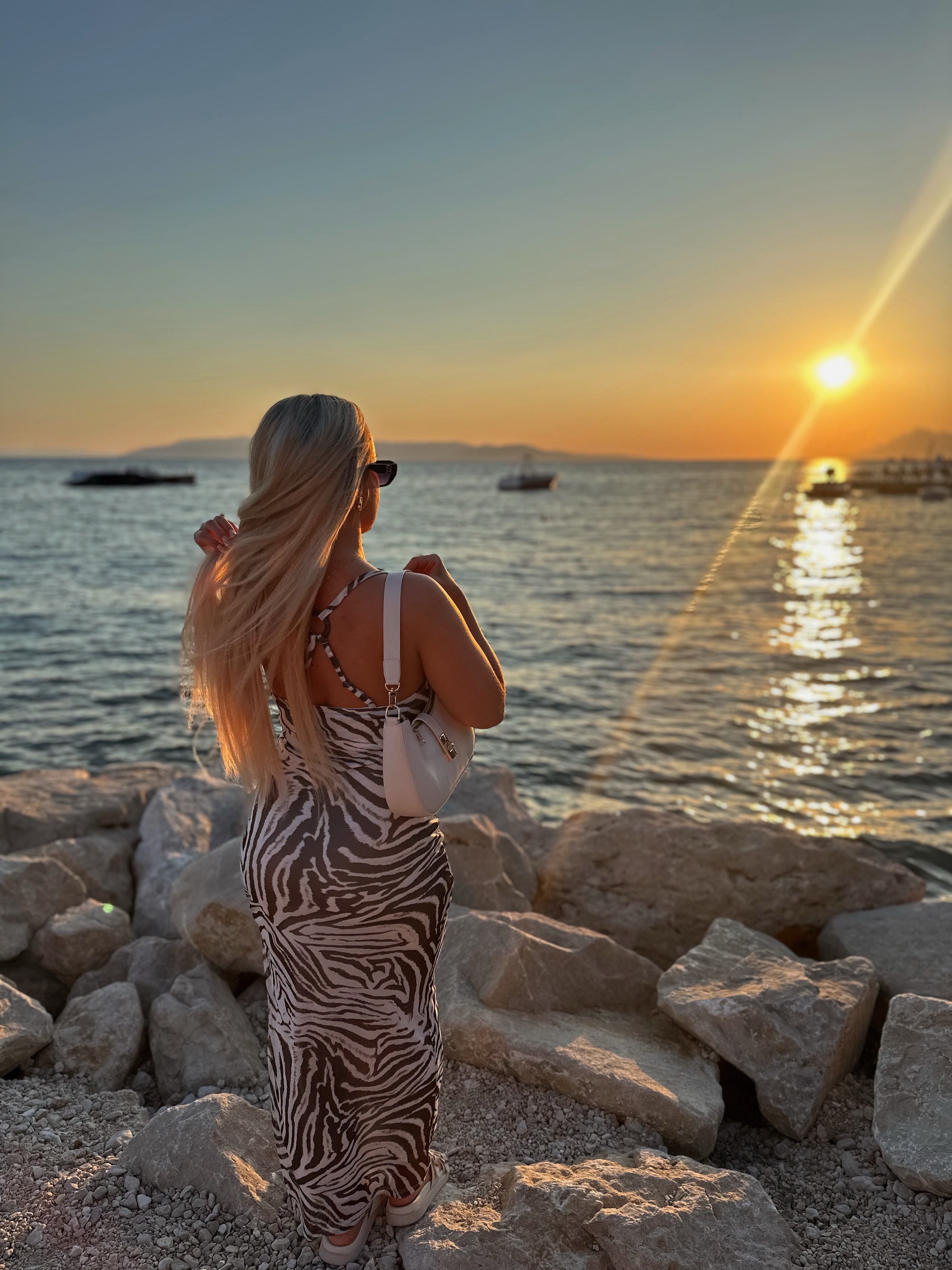 @azerinaa