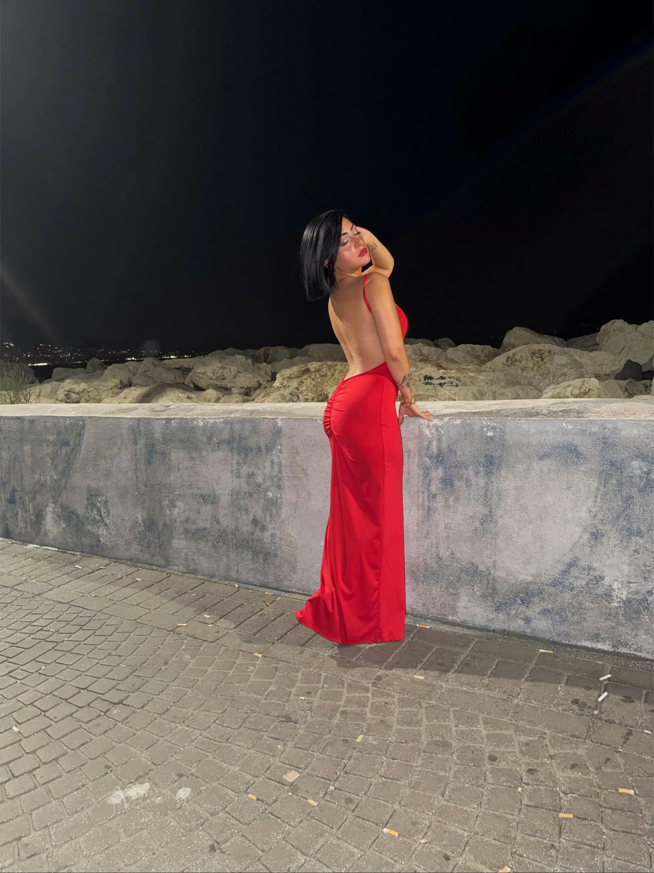 @Ilaria_