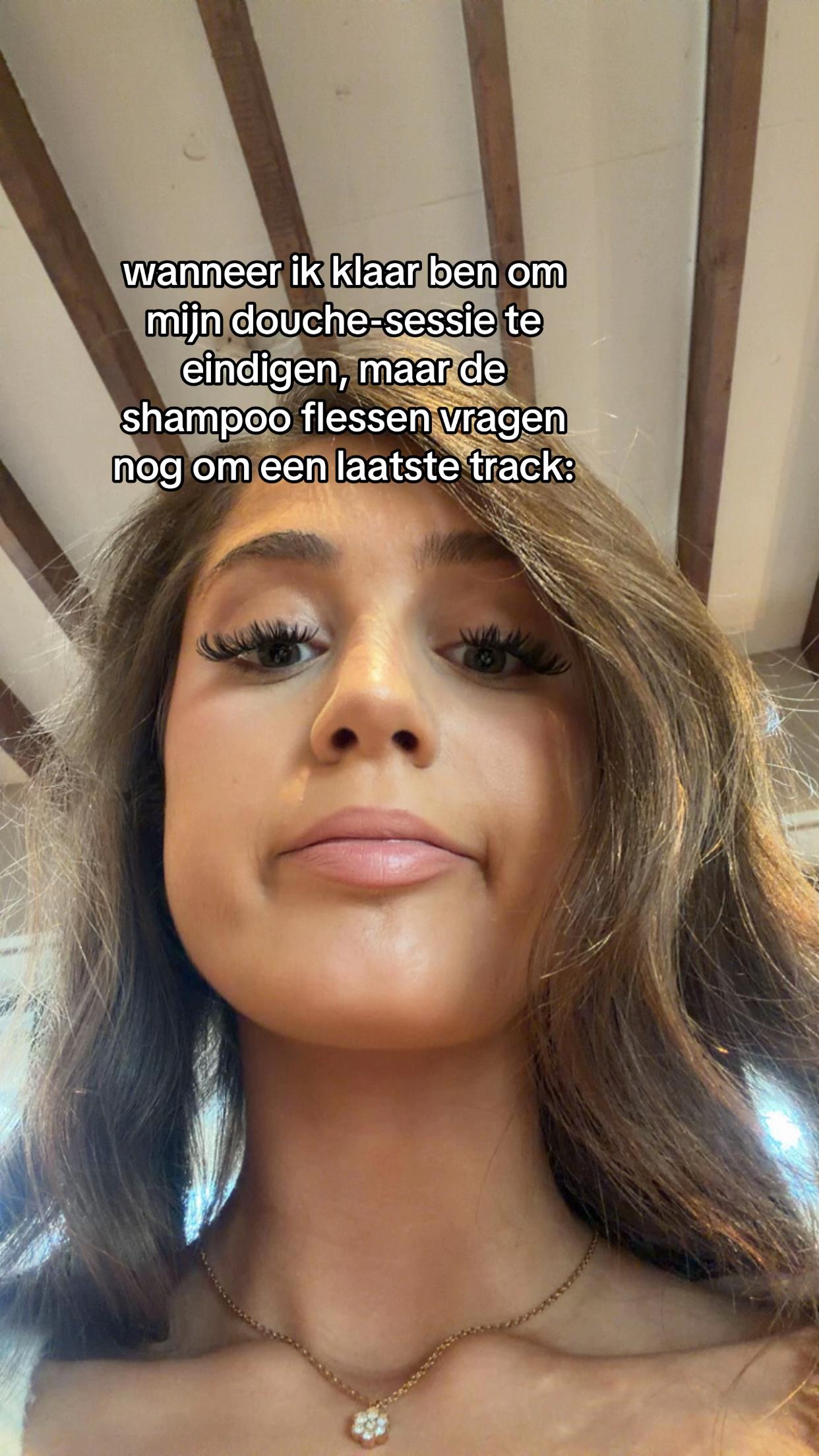 @E K I N