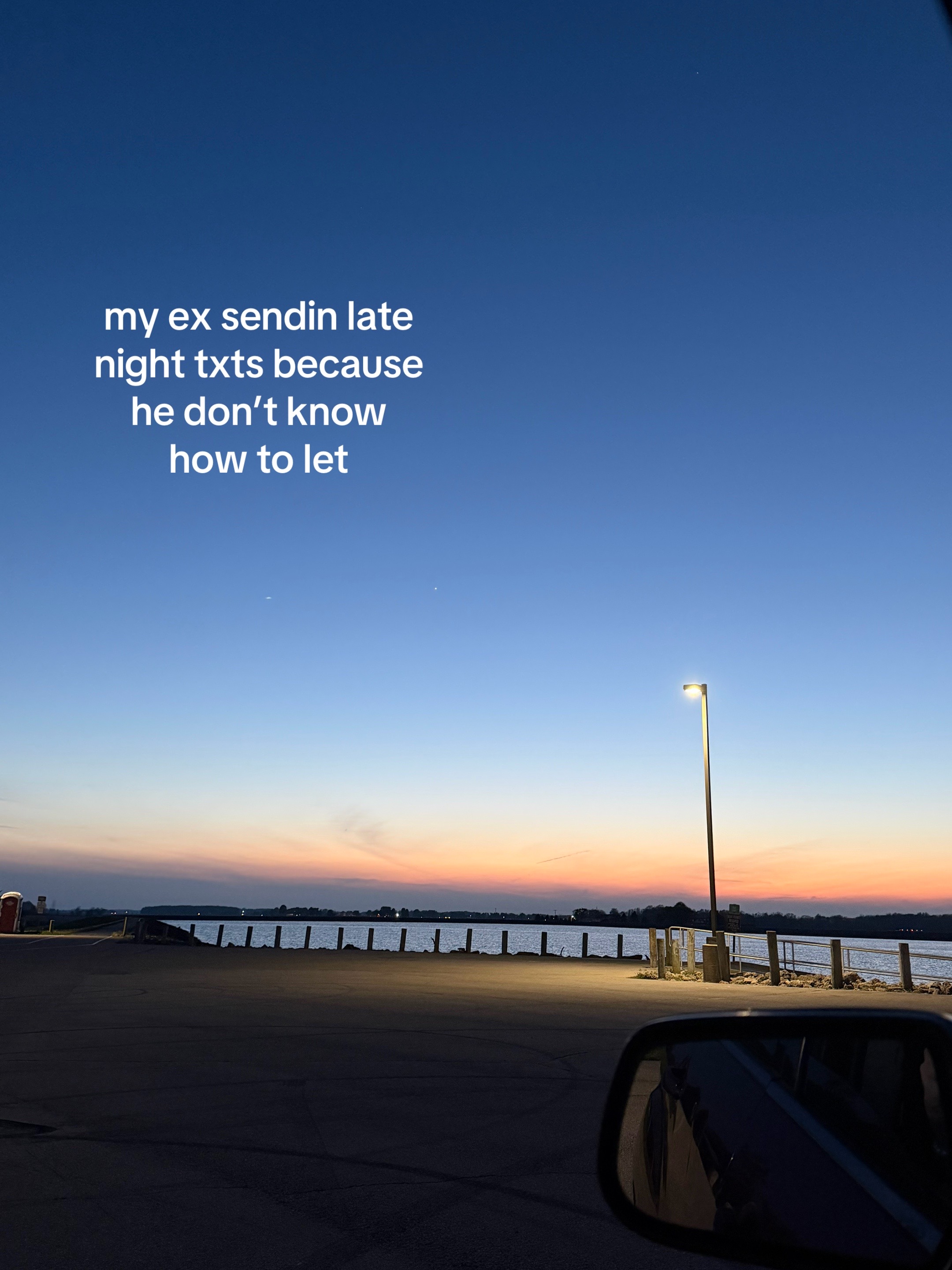 @Naudia