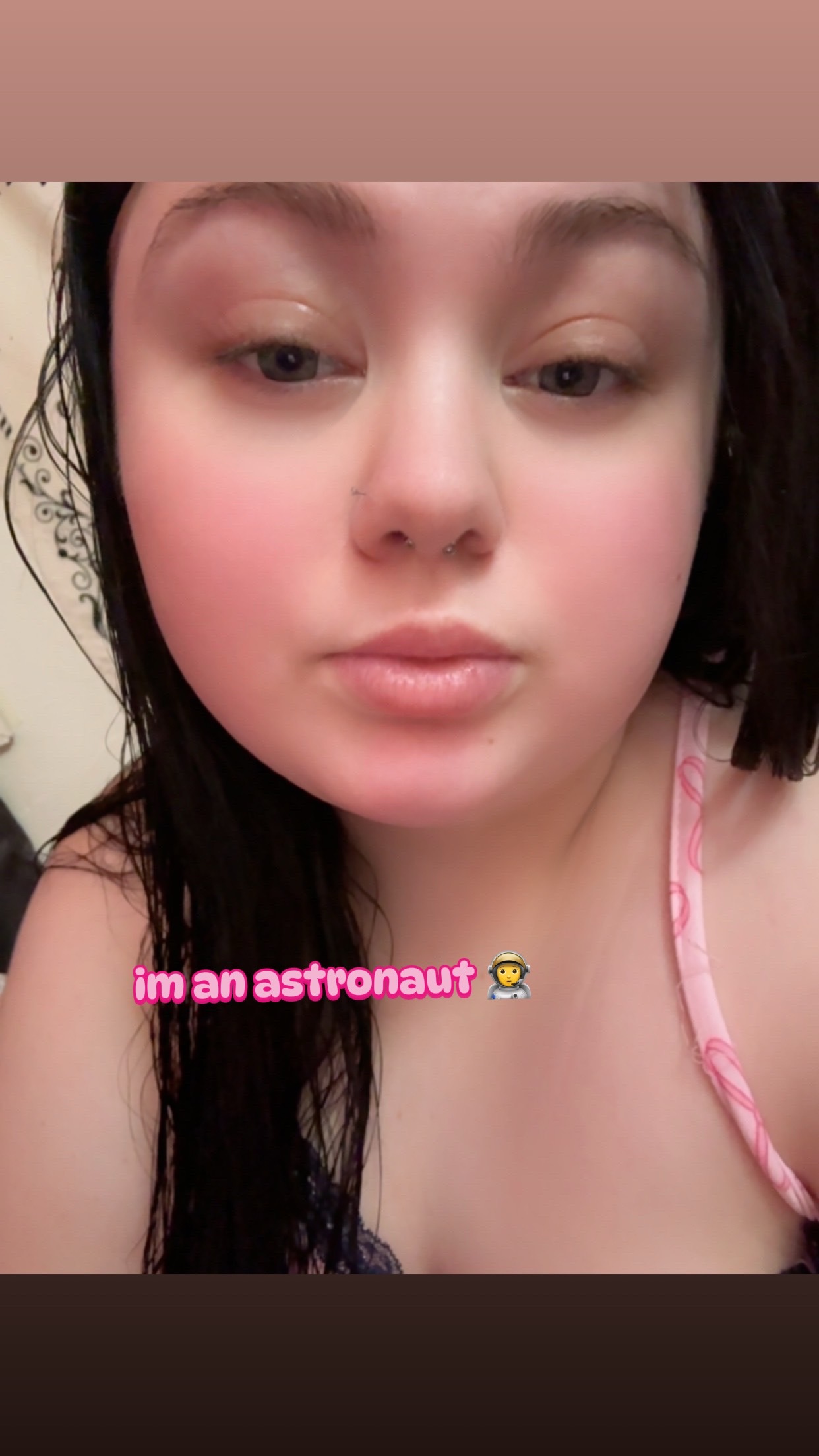 @ari🩶.