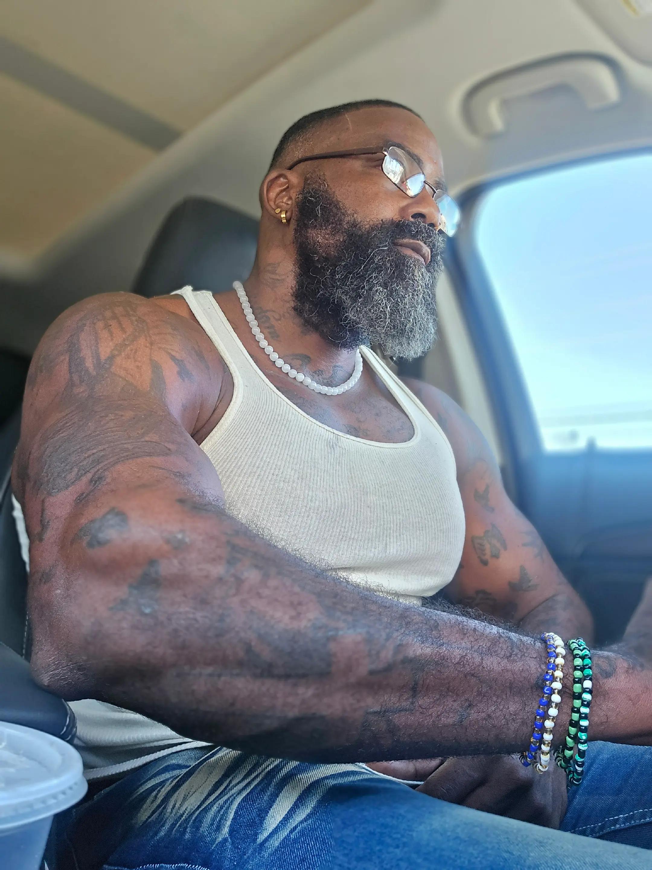 @WorthyOfLove👨🏾🤝👨🏿🌈