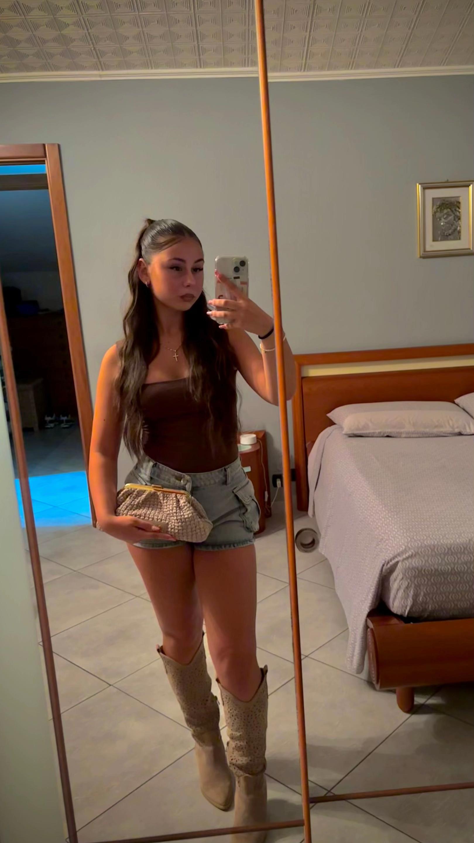@chiarè