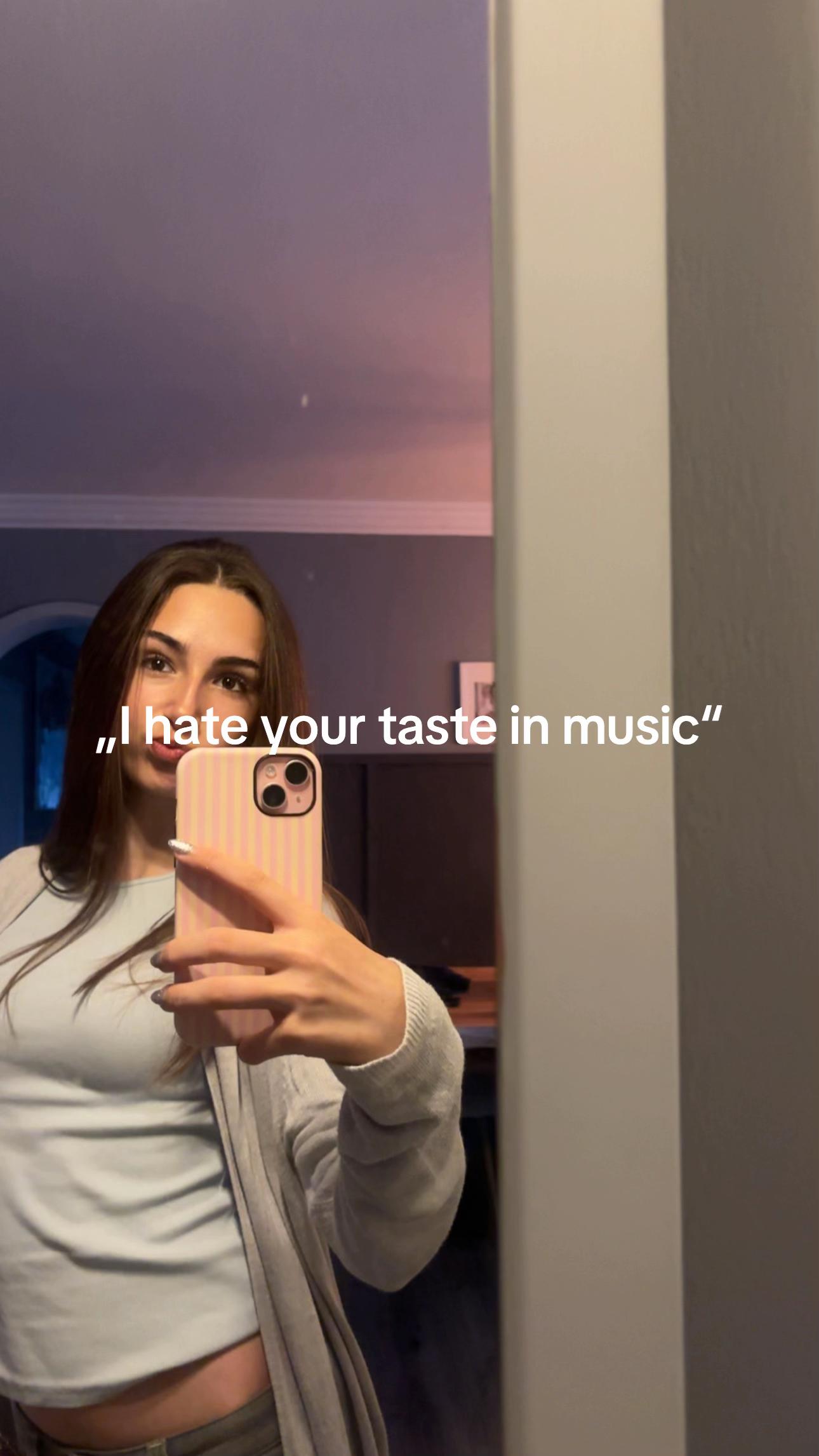 @🪽