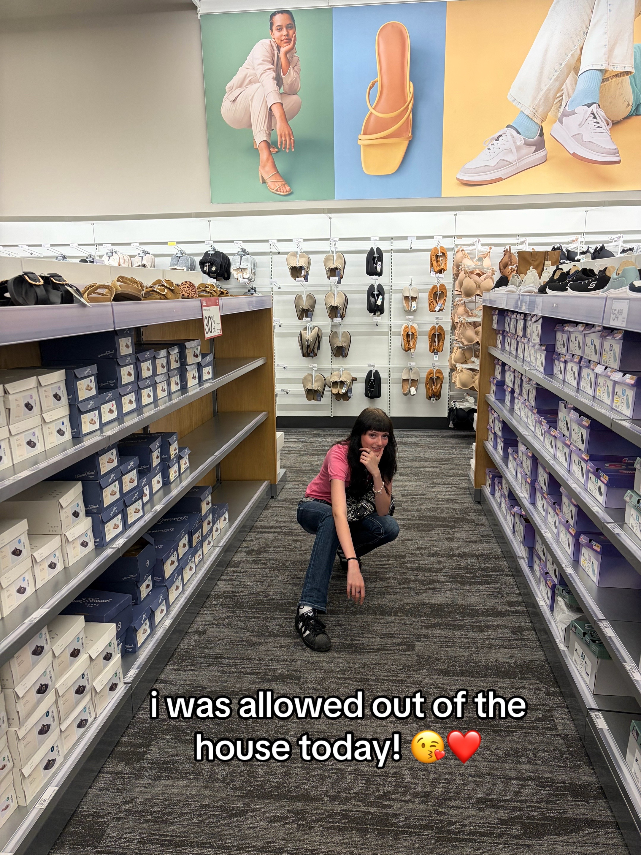 @⃟