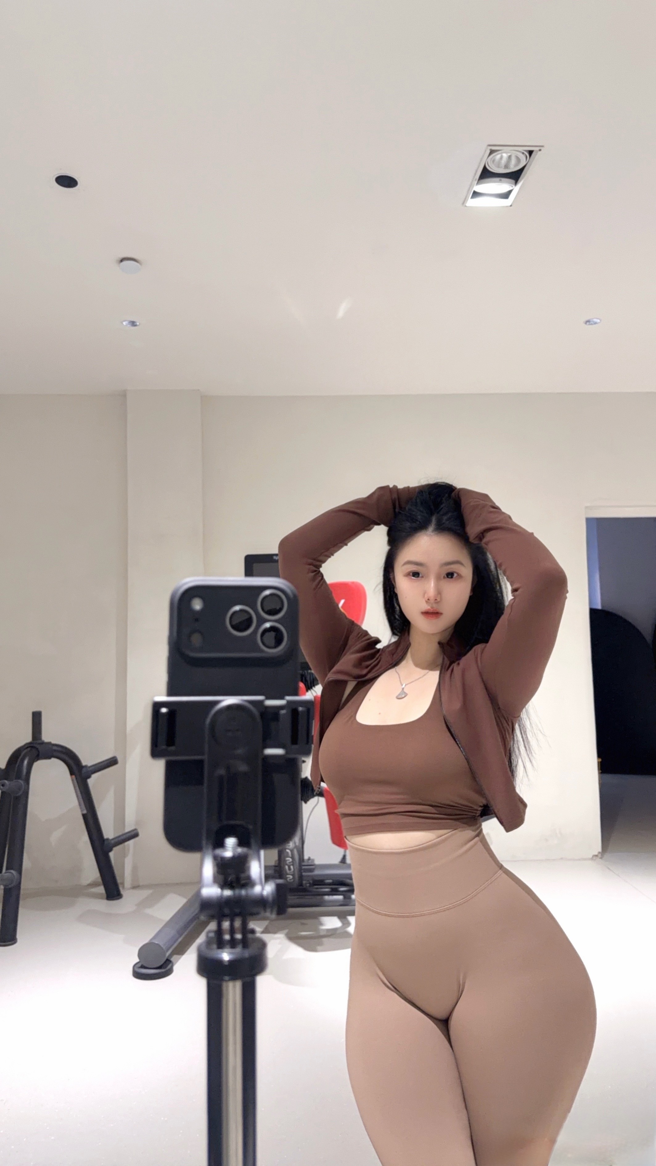 @QiaoniuArchive