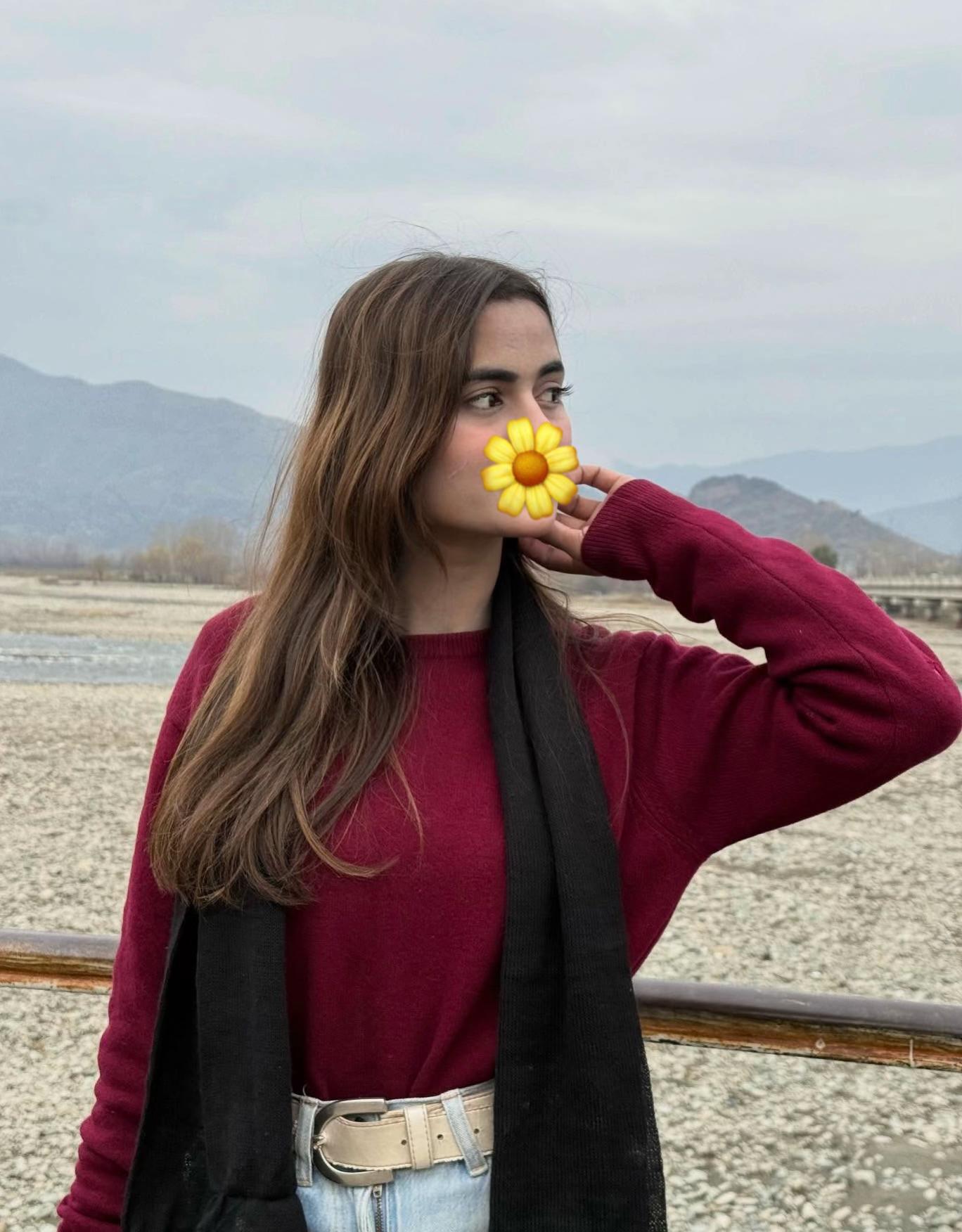 @🦋 ＥＳＨＡＬ 🧚&zwj;♀️
