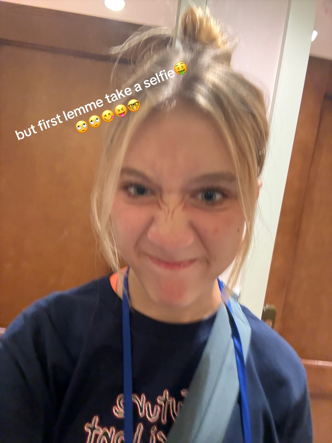 @sofia😜😜🤑