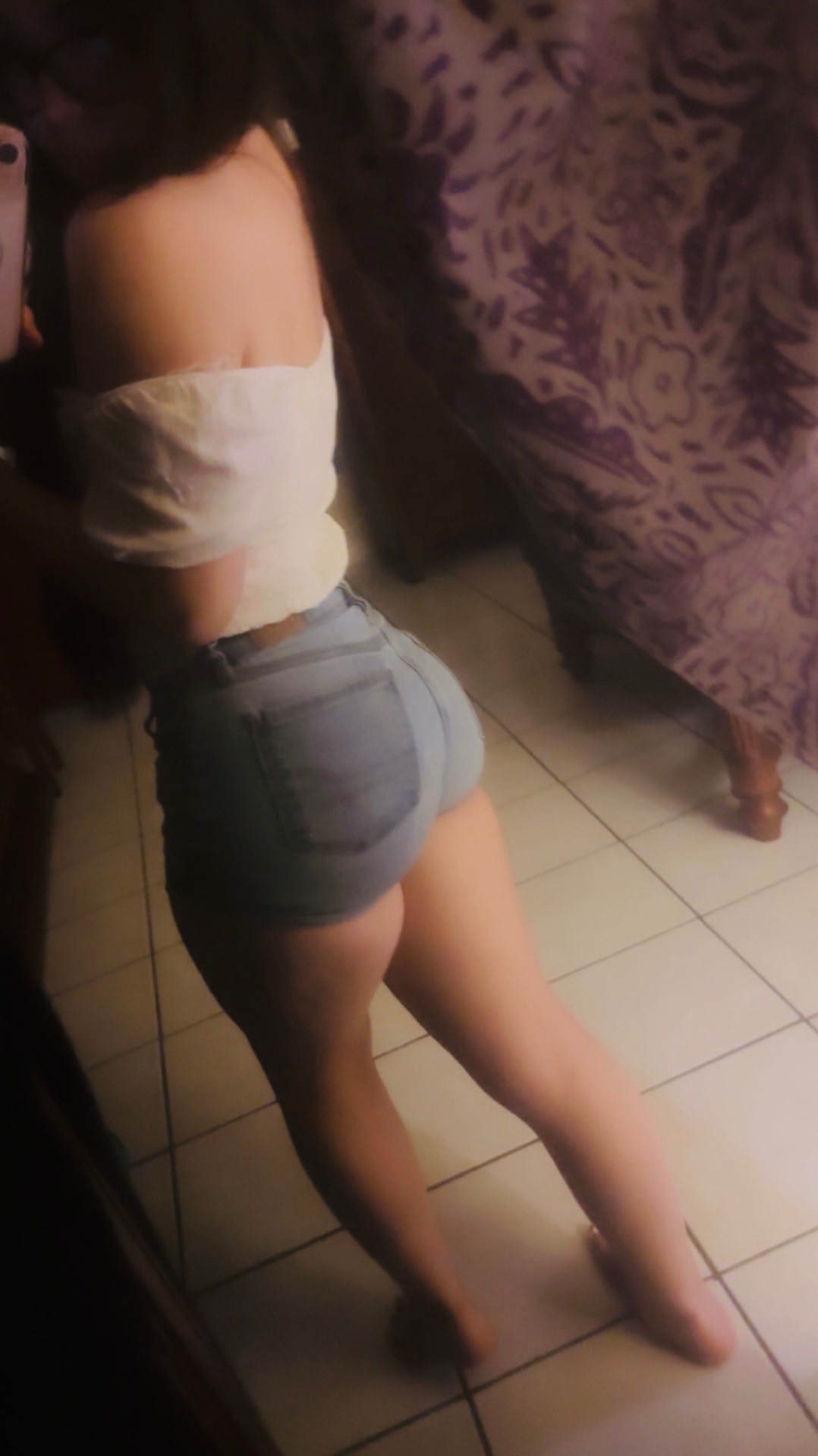 @👑