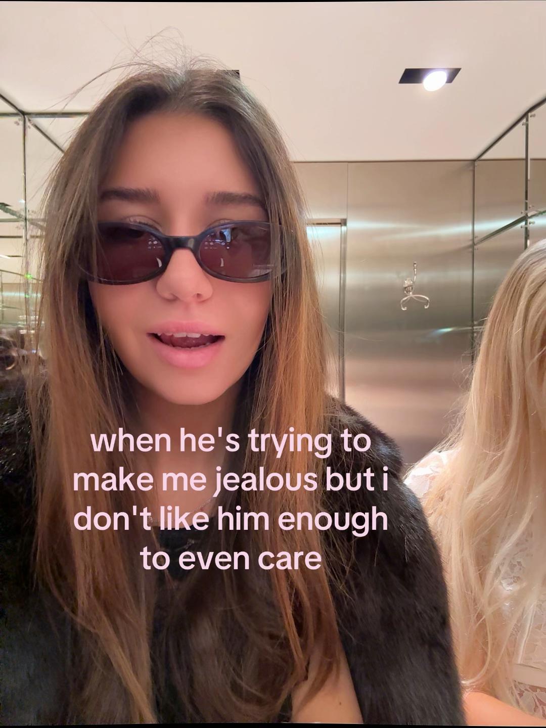 @Eva