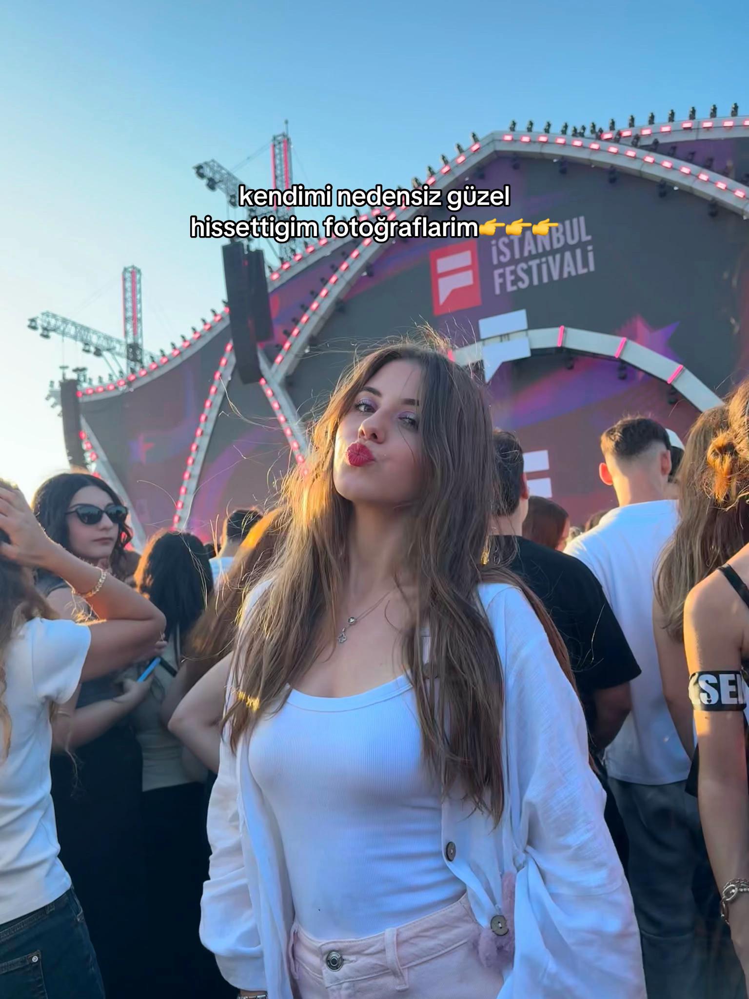 @Ceyy
