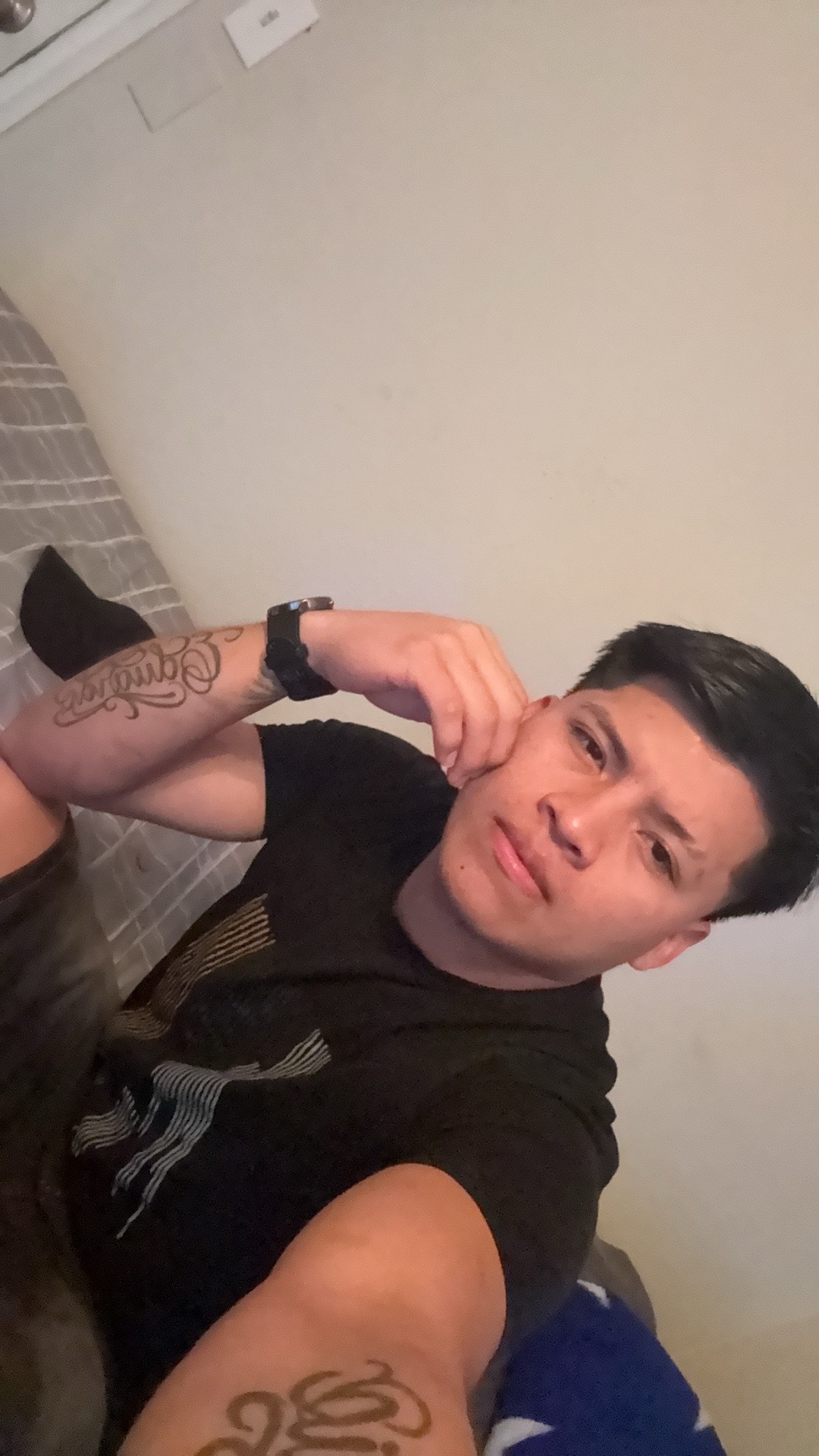 @Chaparrito👻🇬🇹🇬🇹😎