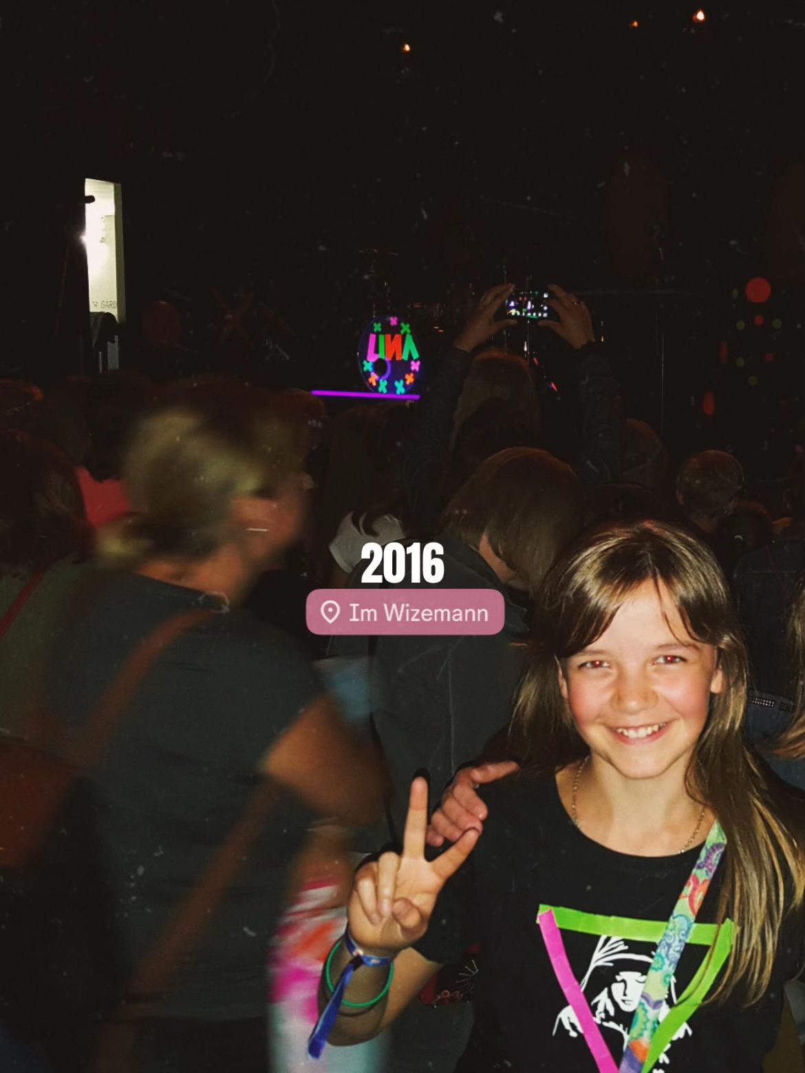 @Lina L. Strahl; xstrahlerlovex