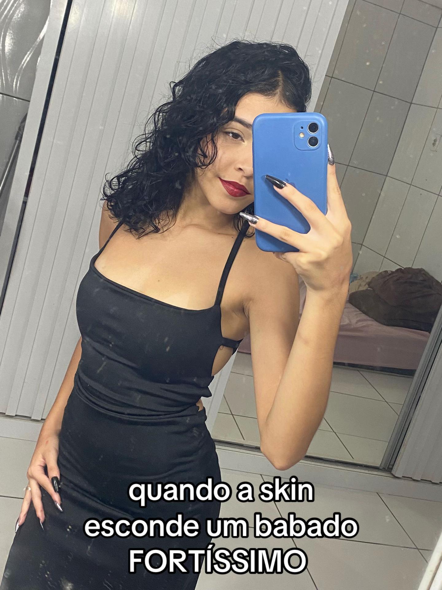 @Nay D'Menina🩷🖤