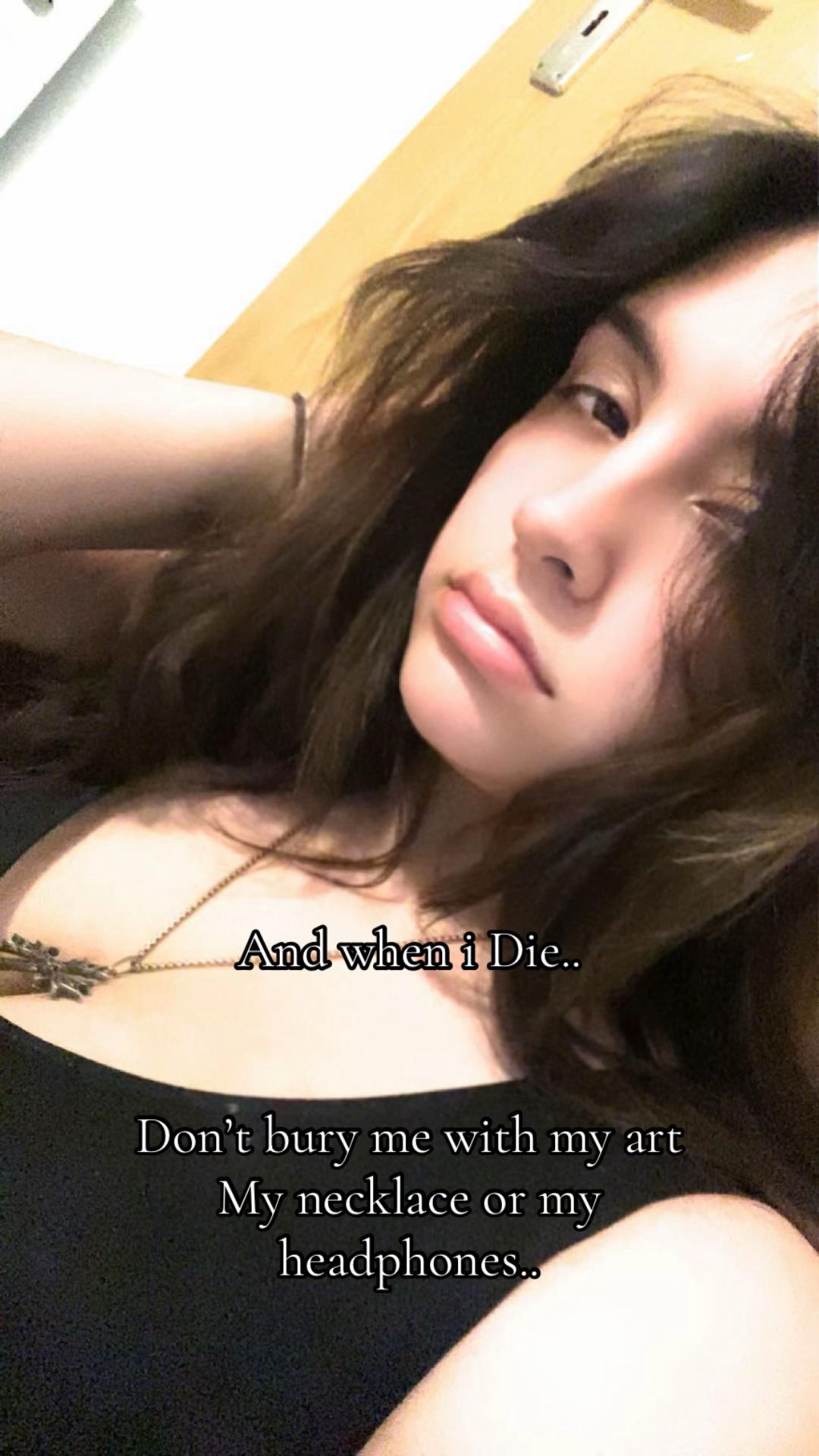 @The_Art_Whore