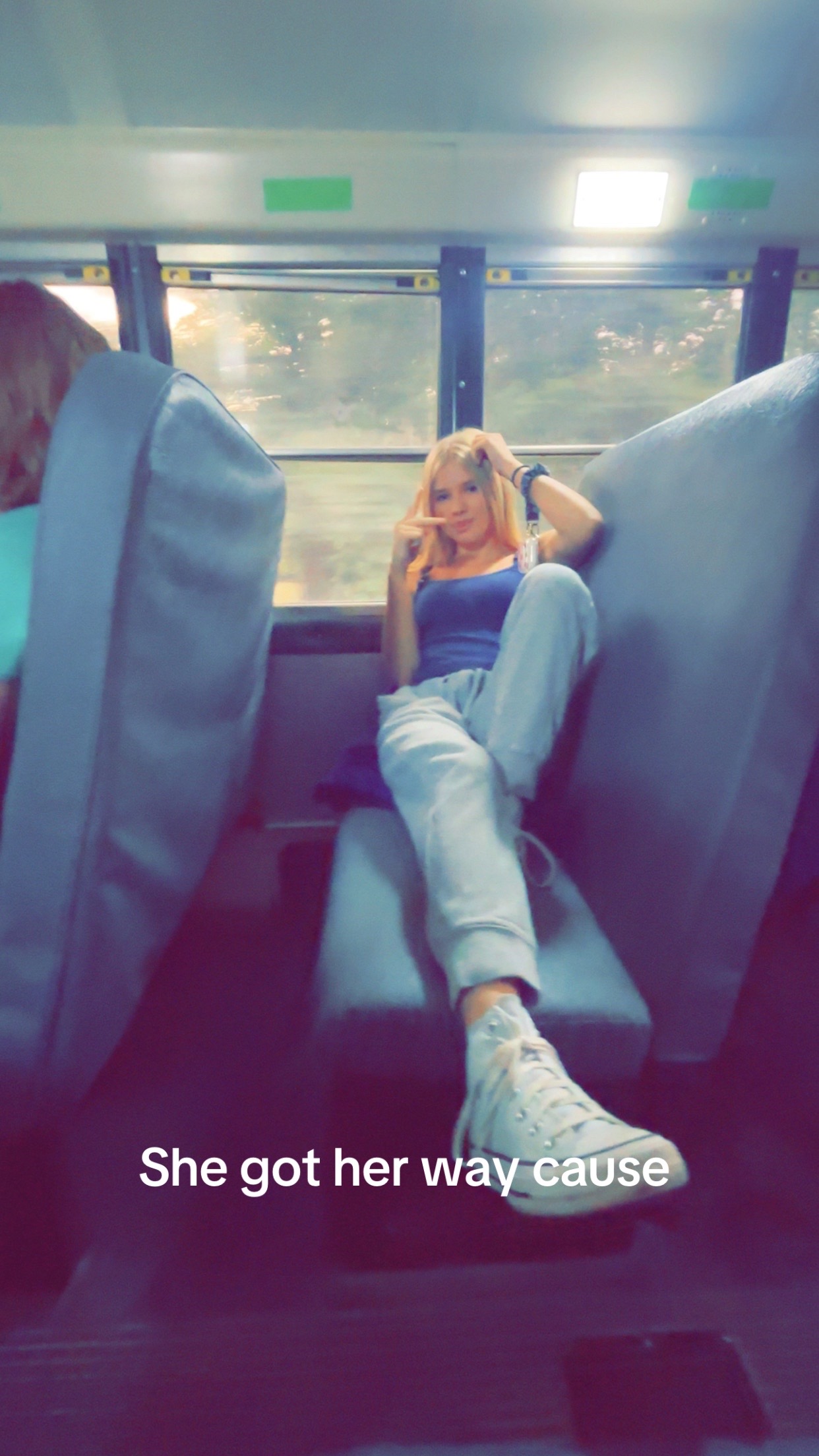 @hayli💕