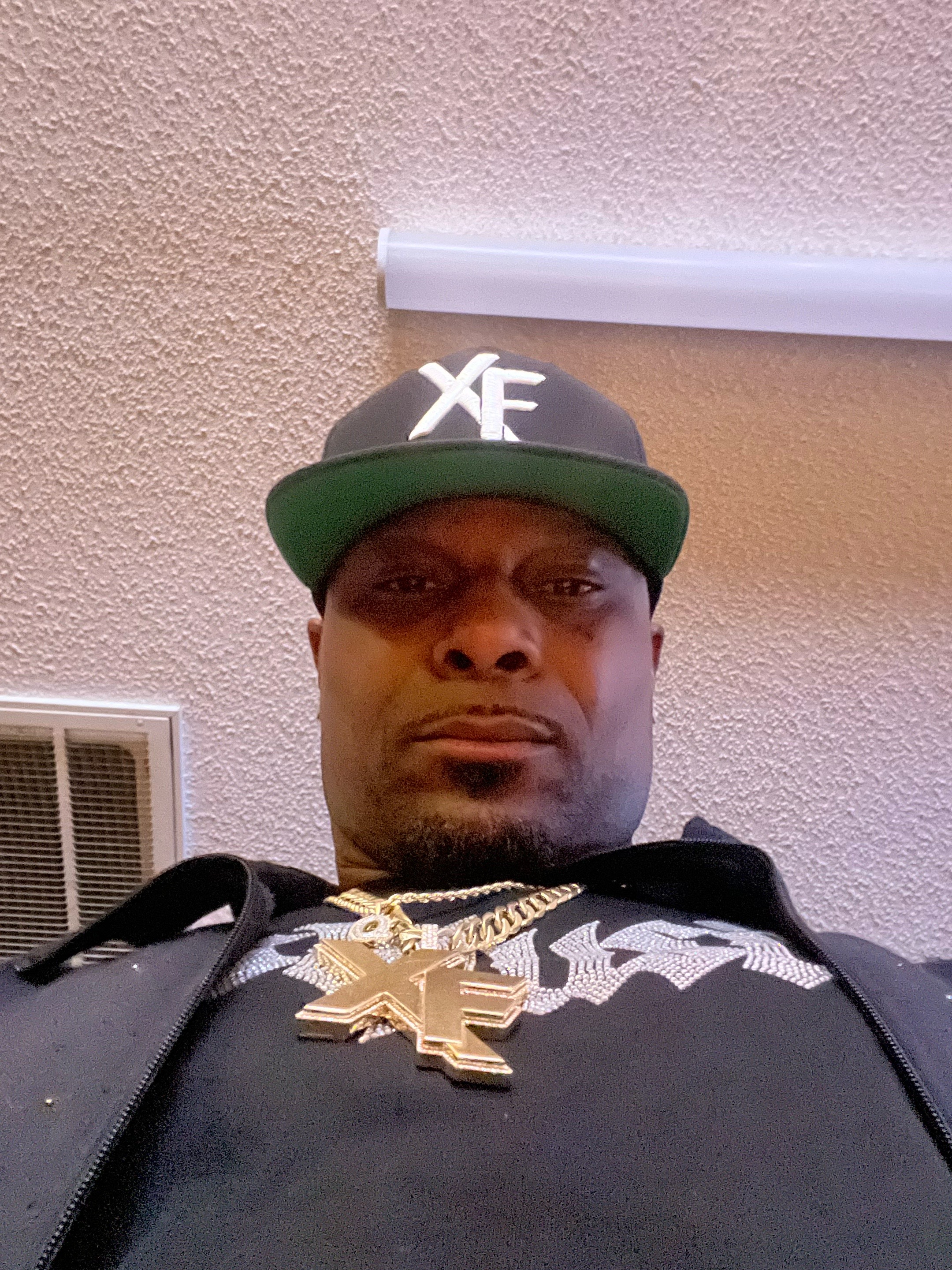@Xsklusive Fashion LLC