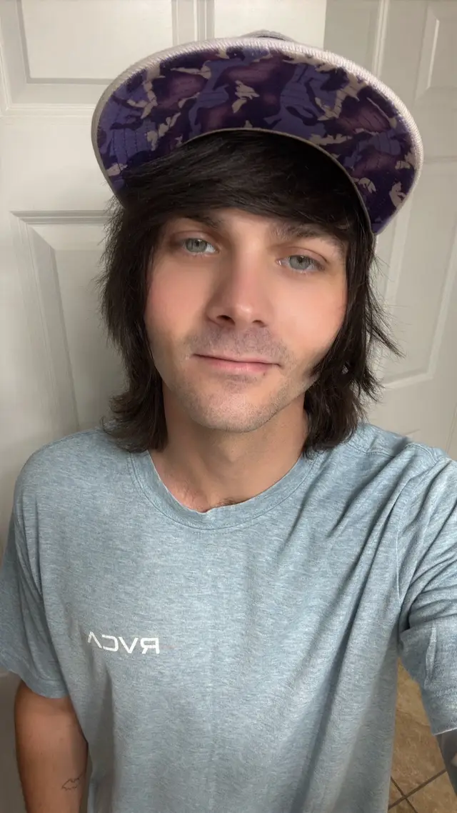 @stlsk8erboi1