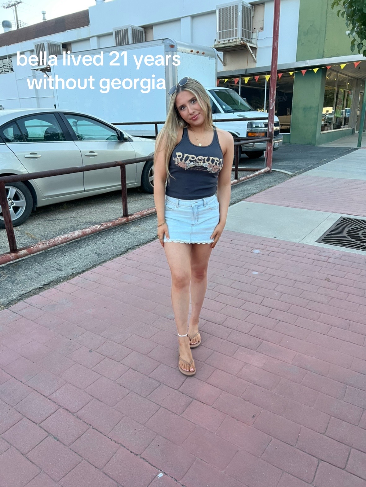 @Bella Saya