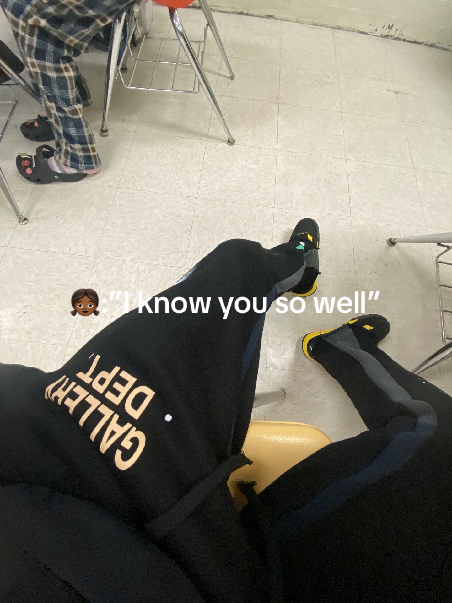 @dat 1 fly yn