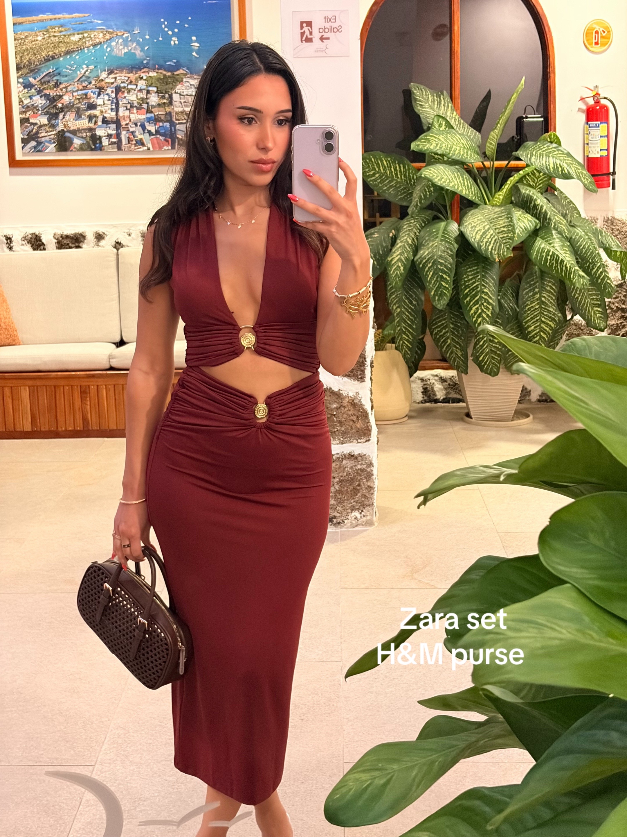 @Adriana🥀