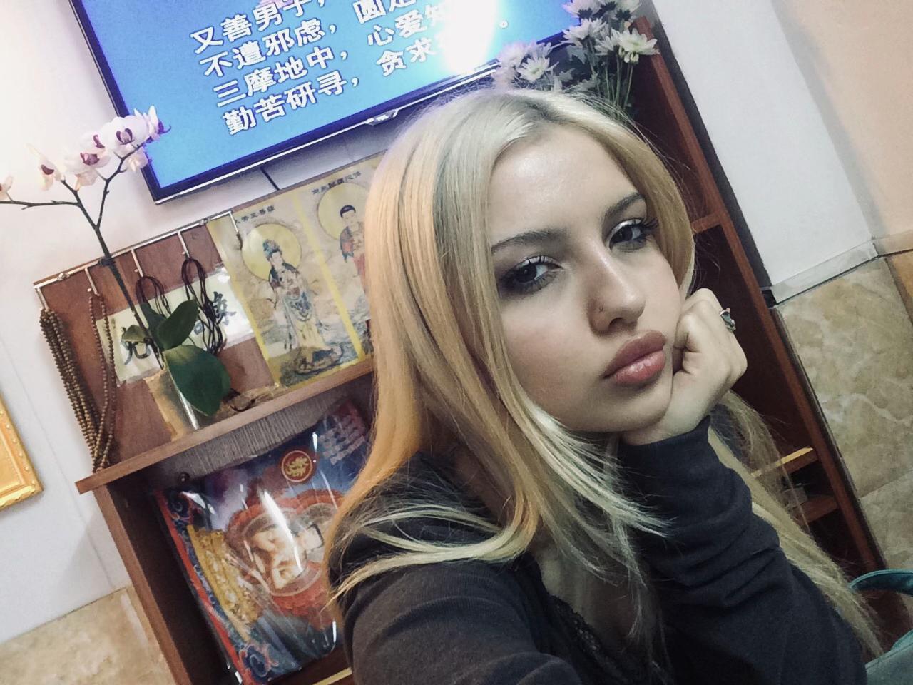 @🧊✨Byuba🌺🪸🌅