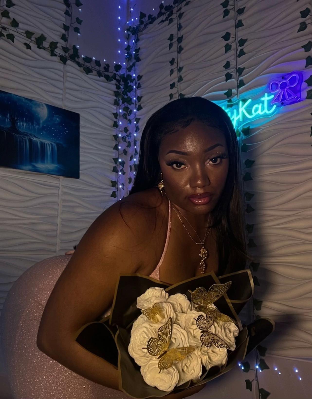 @KittyKএt🇯🇲✨