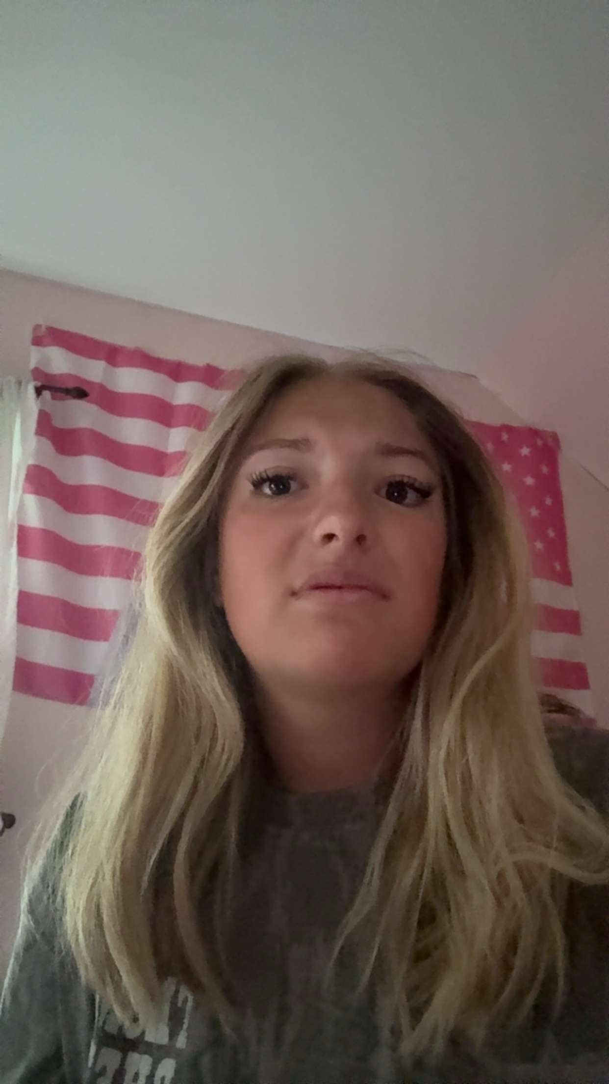 @catie 🤗🪩🥳🐬🌈☀️👸🏼🦄🪄👻
