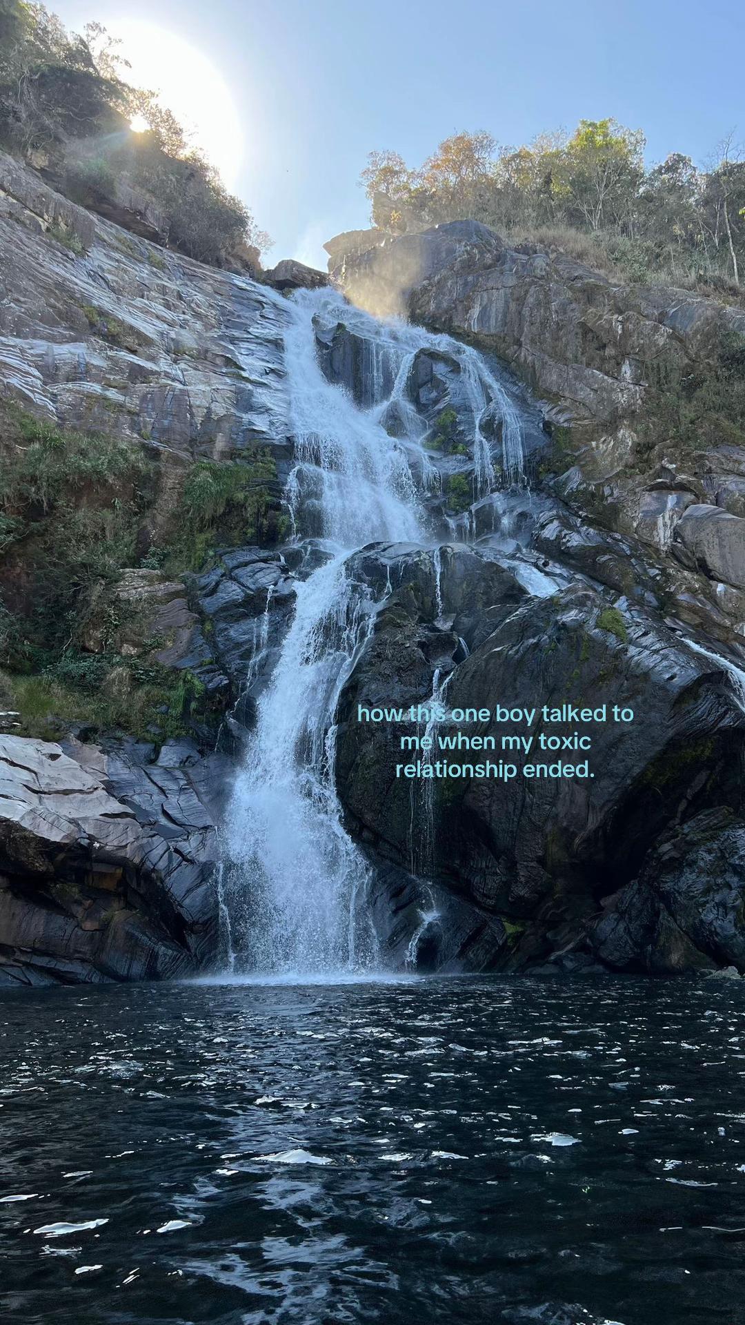 @𑣲’🦢