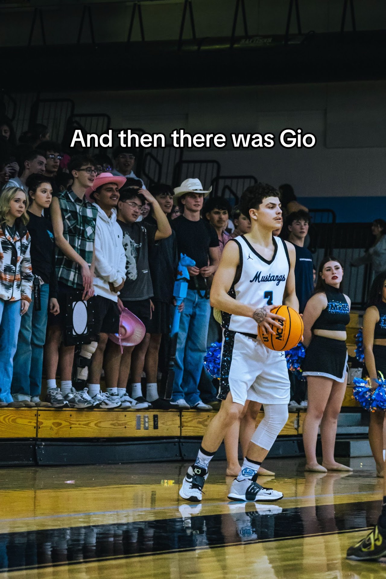 @Gio💫