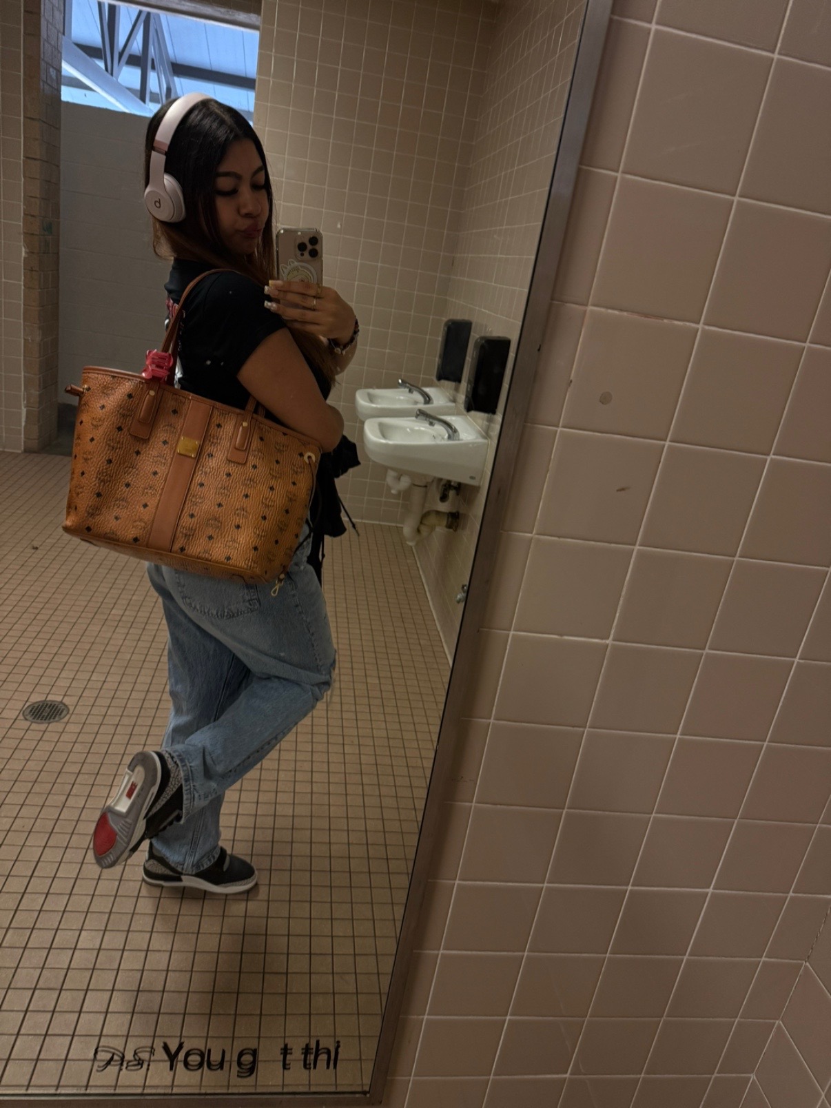@jmoney ๐