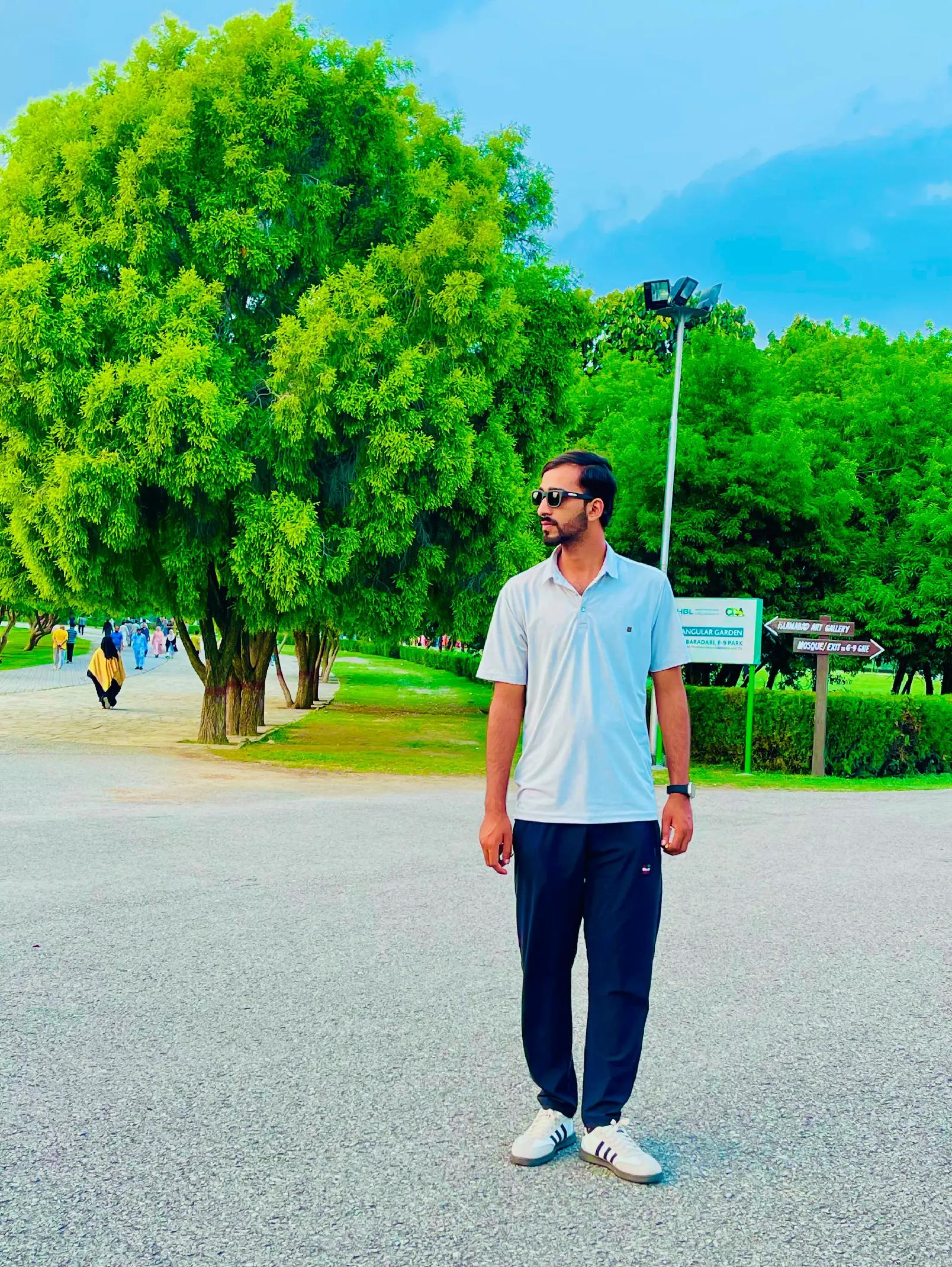 @حیدر کھوکھر 🌸🫠
