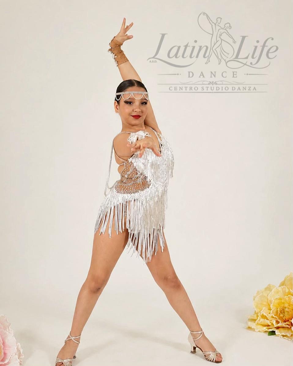 @Latin Life Dance_Patern&ograve;