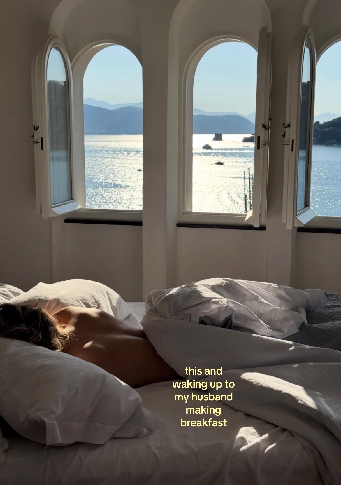 @️
